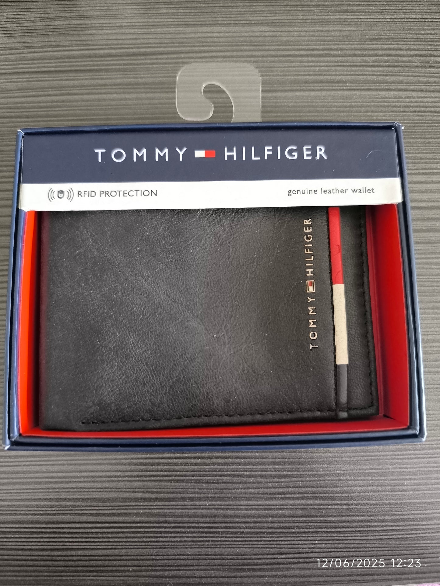 Billetera Tommy Hilfiger