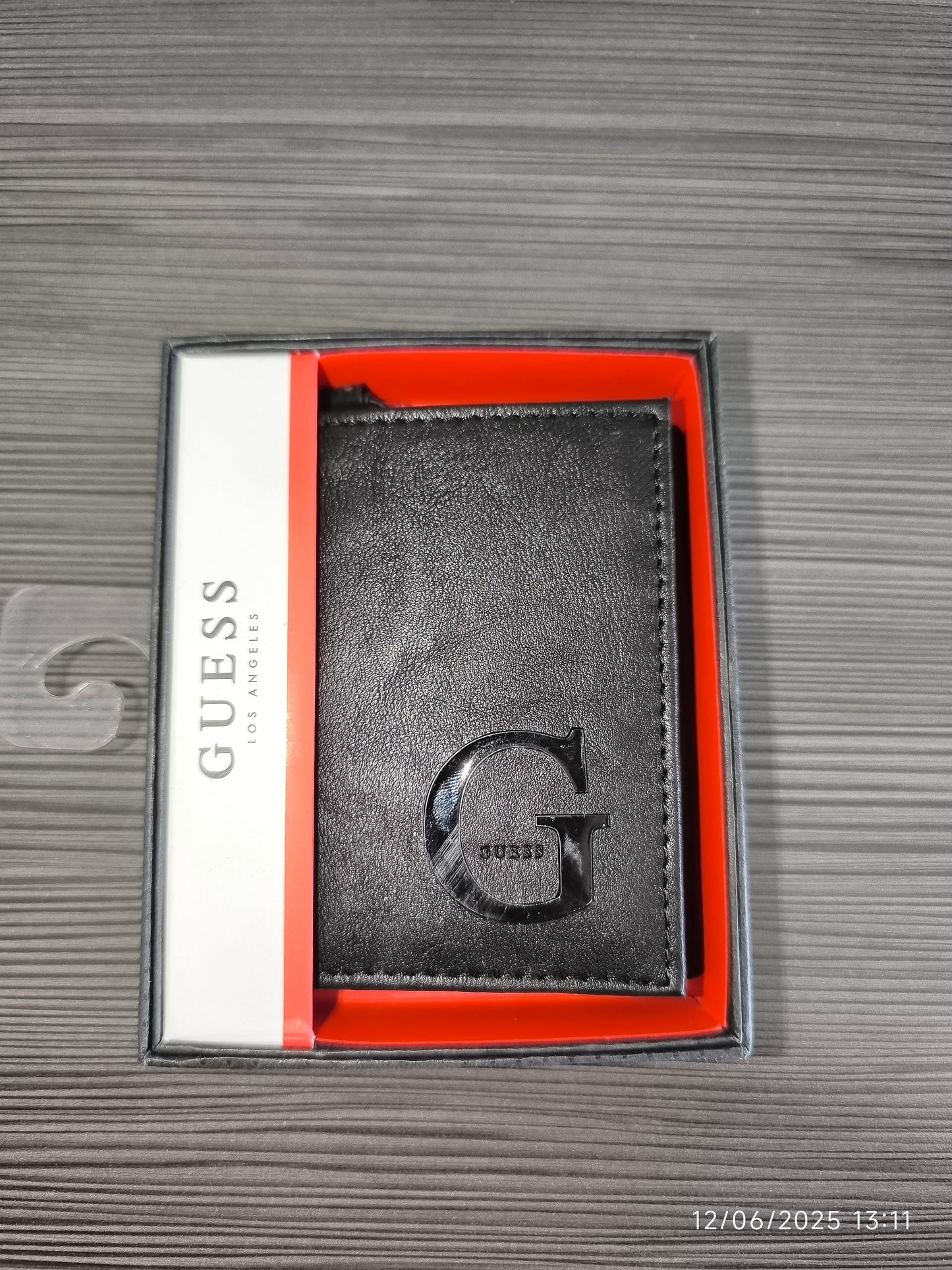 Billetera Guess Negra