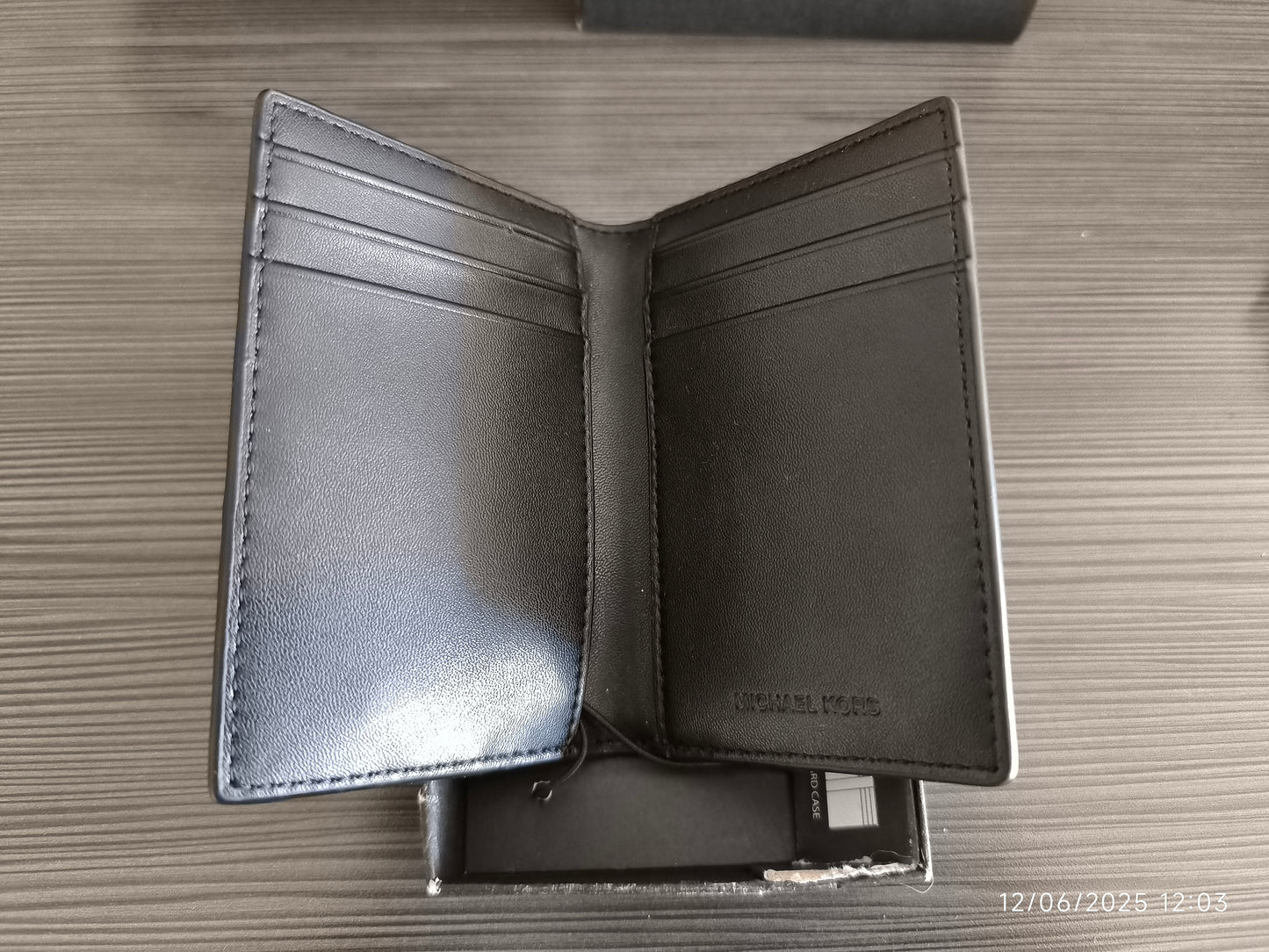 Billetera MK Negra