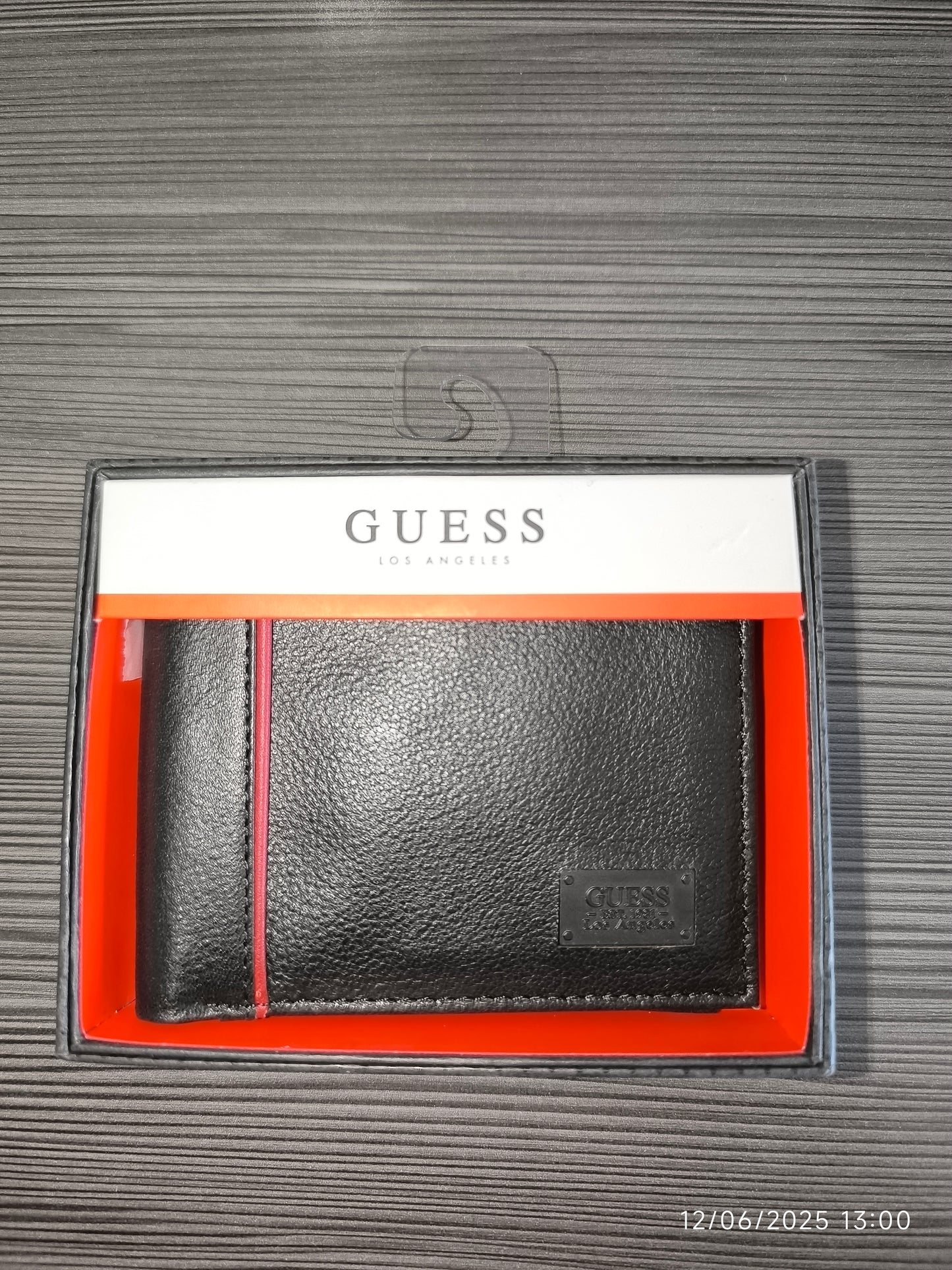 Billetera Guess Negra