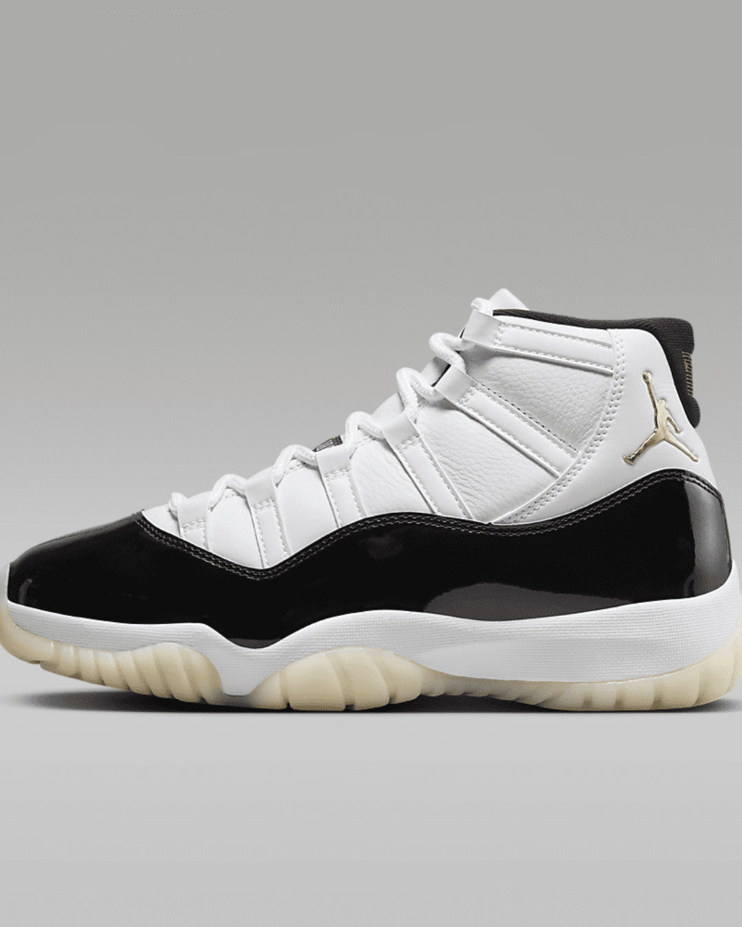 Air Jordan 11 Retro (Gratitude) (Used 8/10)