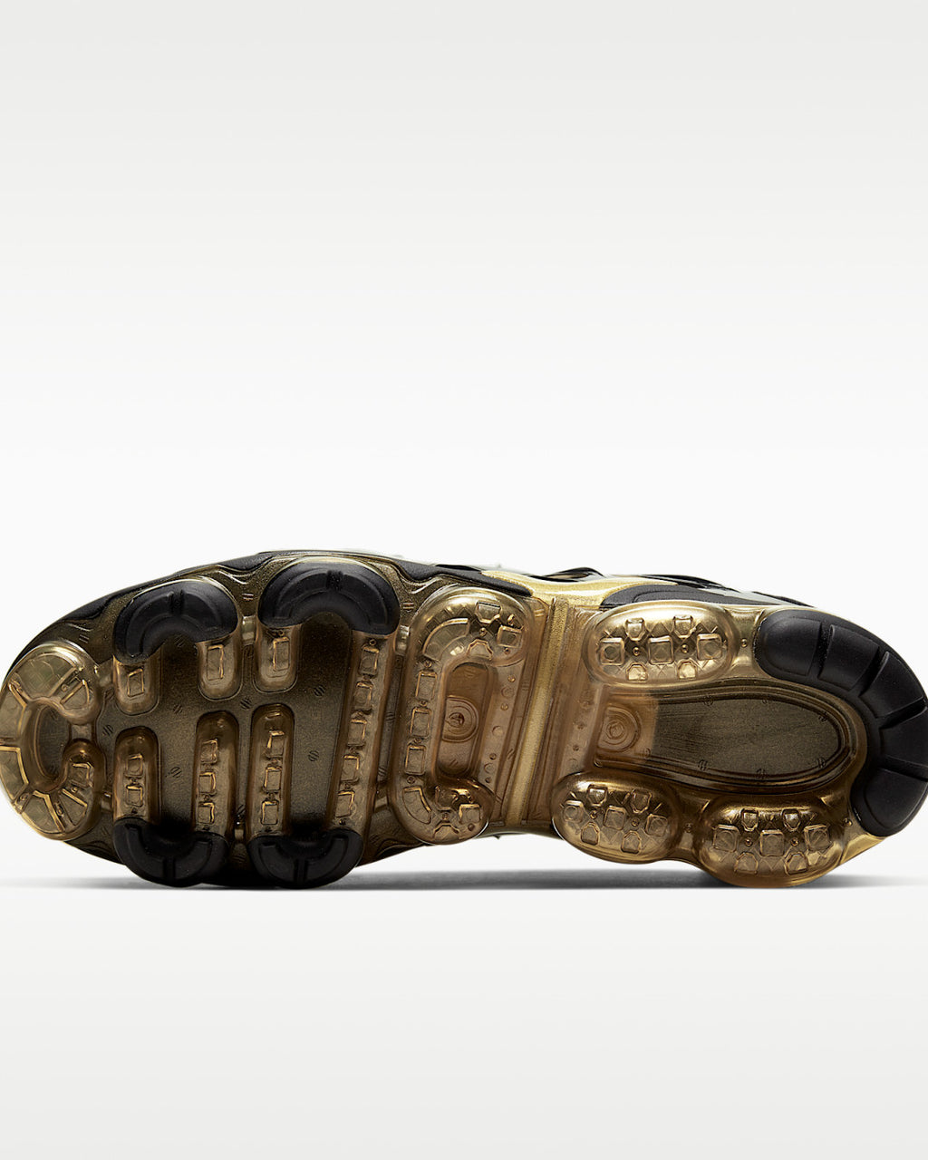 Nike Air VaporMax Plus (Black/Metallic Gold)