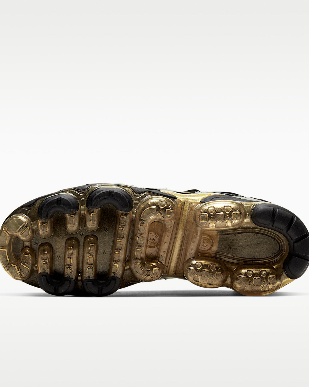 Nike Air VaporMax Plus (Black/Metallic Gold)