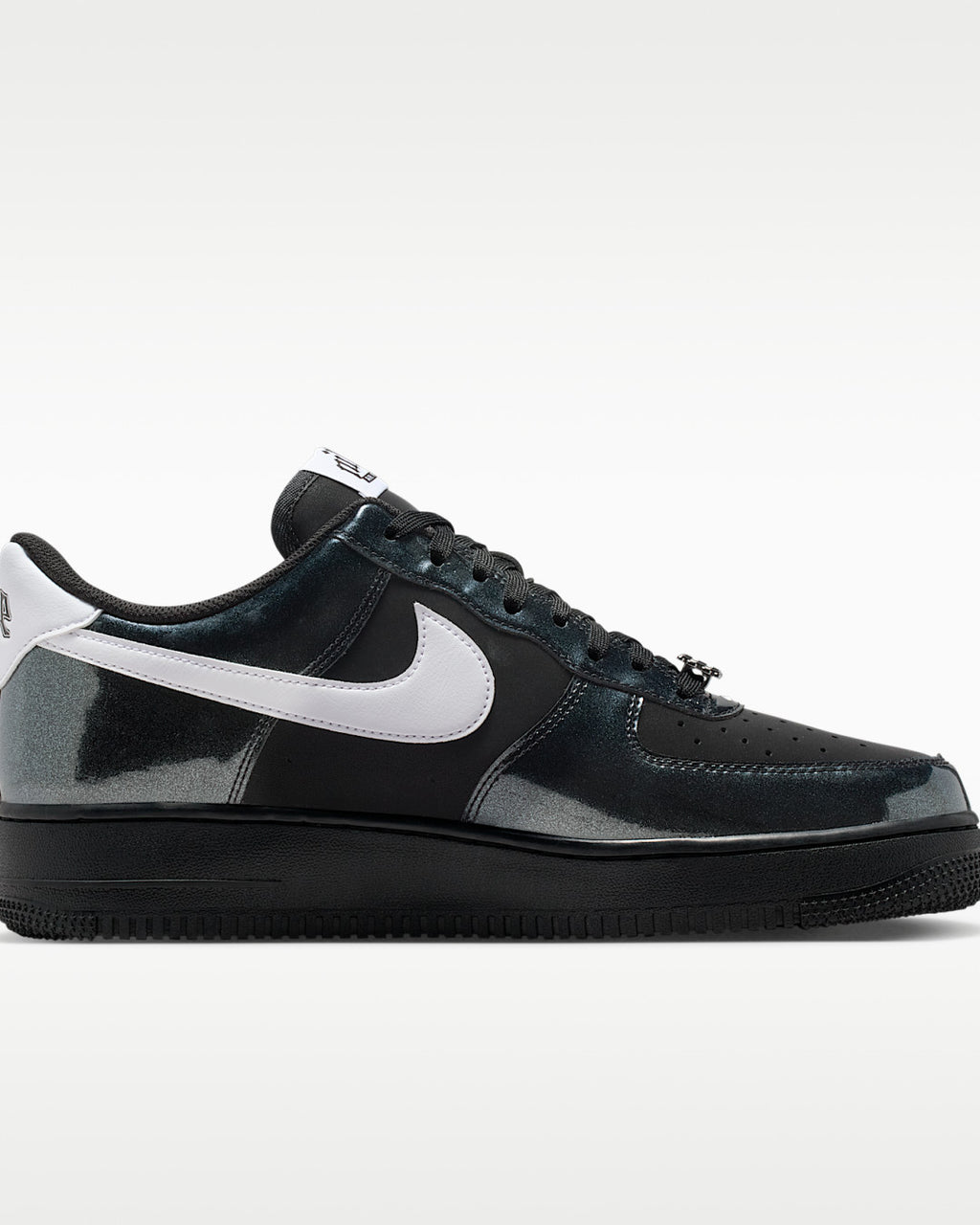 Nike Air Force 1 '07 LV8 (Black/White)