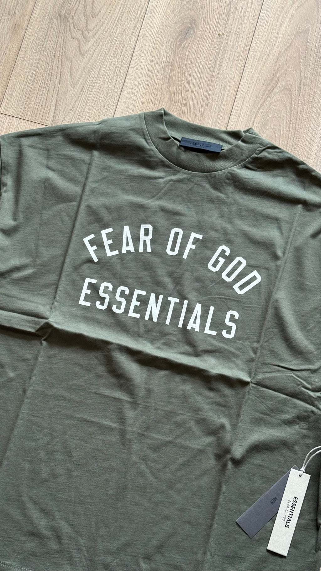 Polera Essentials Verde