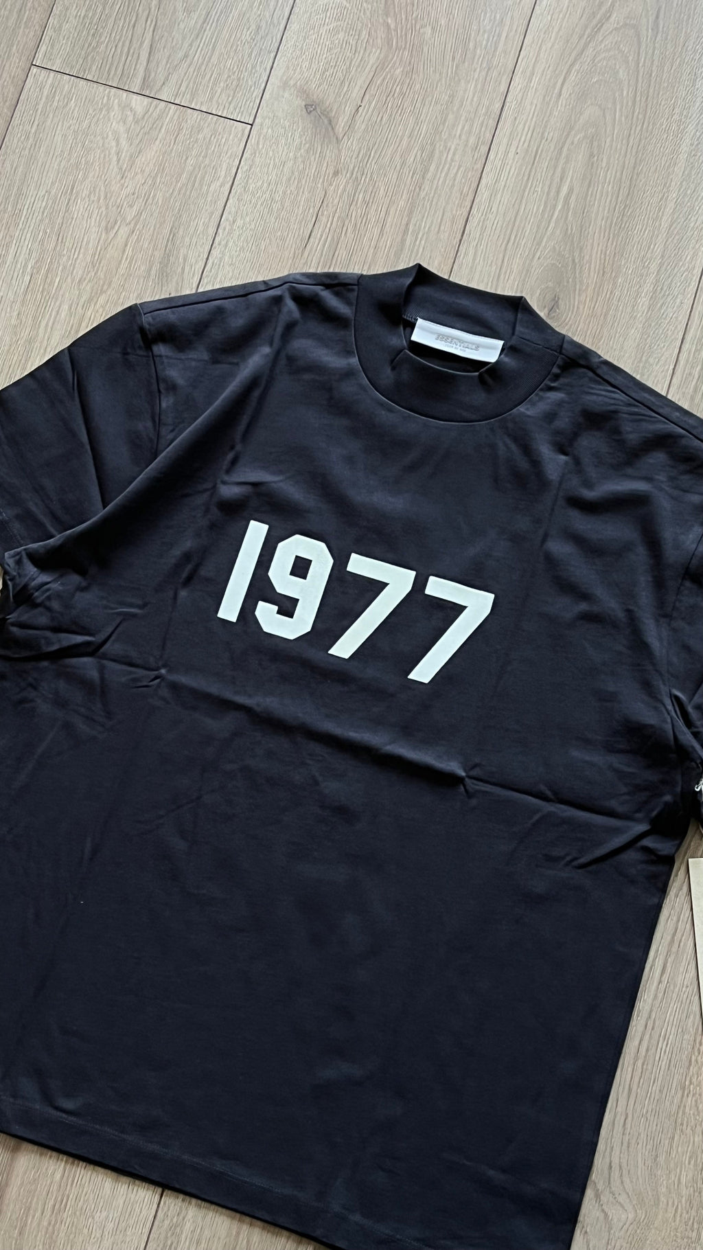 Essentials Iron 1977 Conjunto