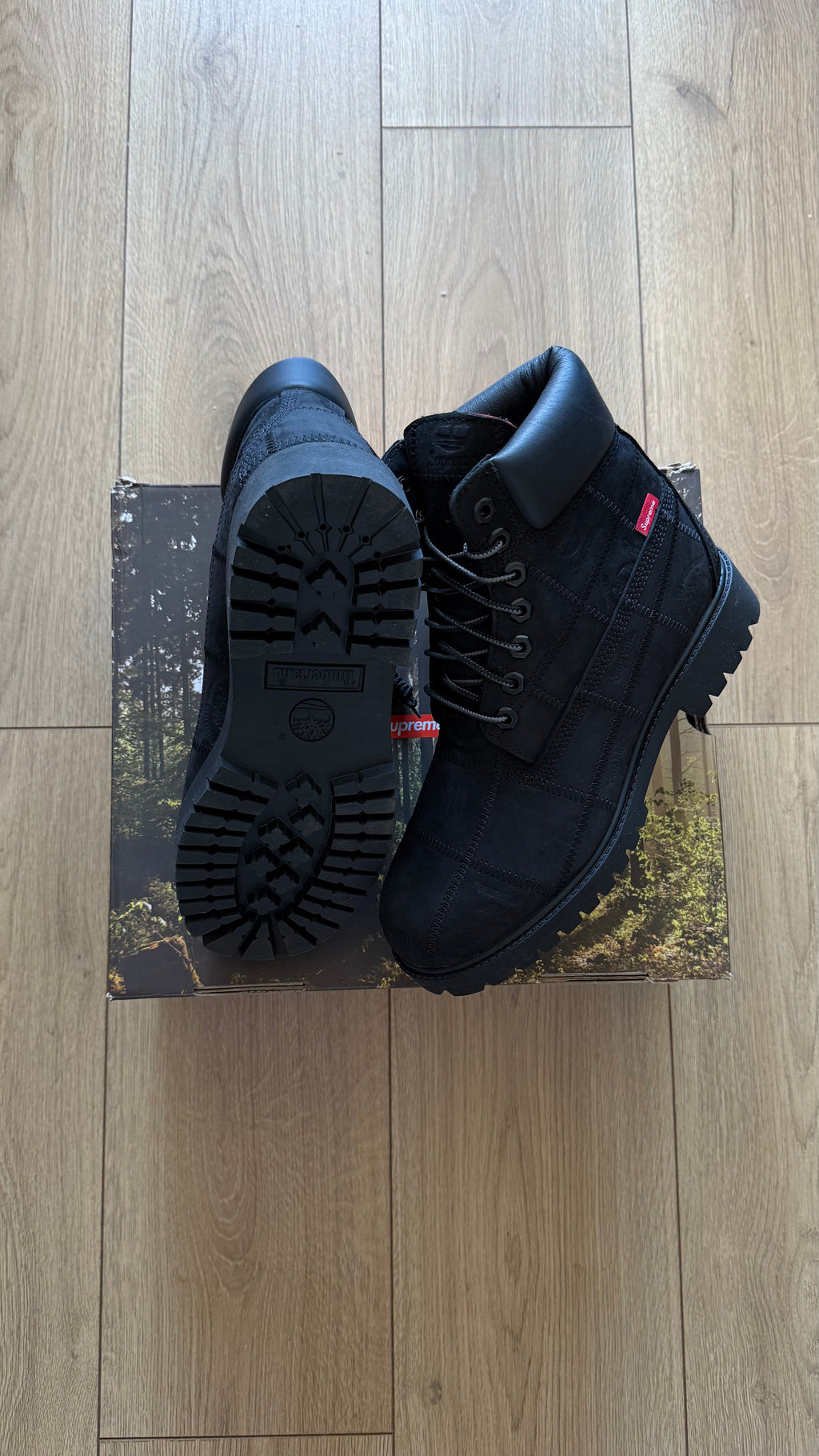Timberland & Supreme 6"
Premium Waterproof Black