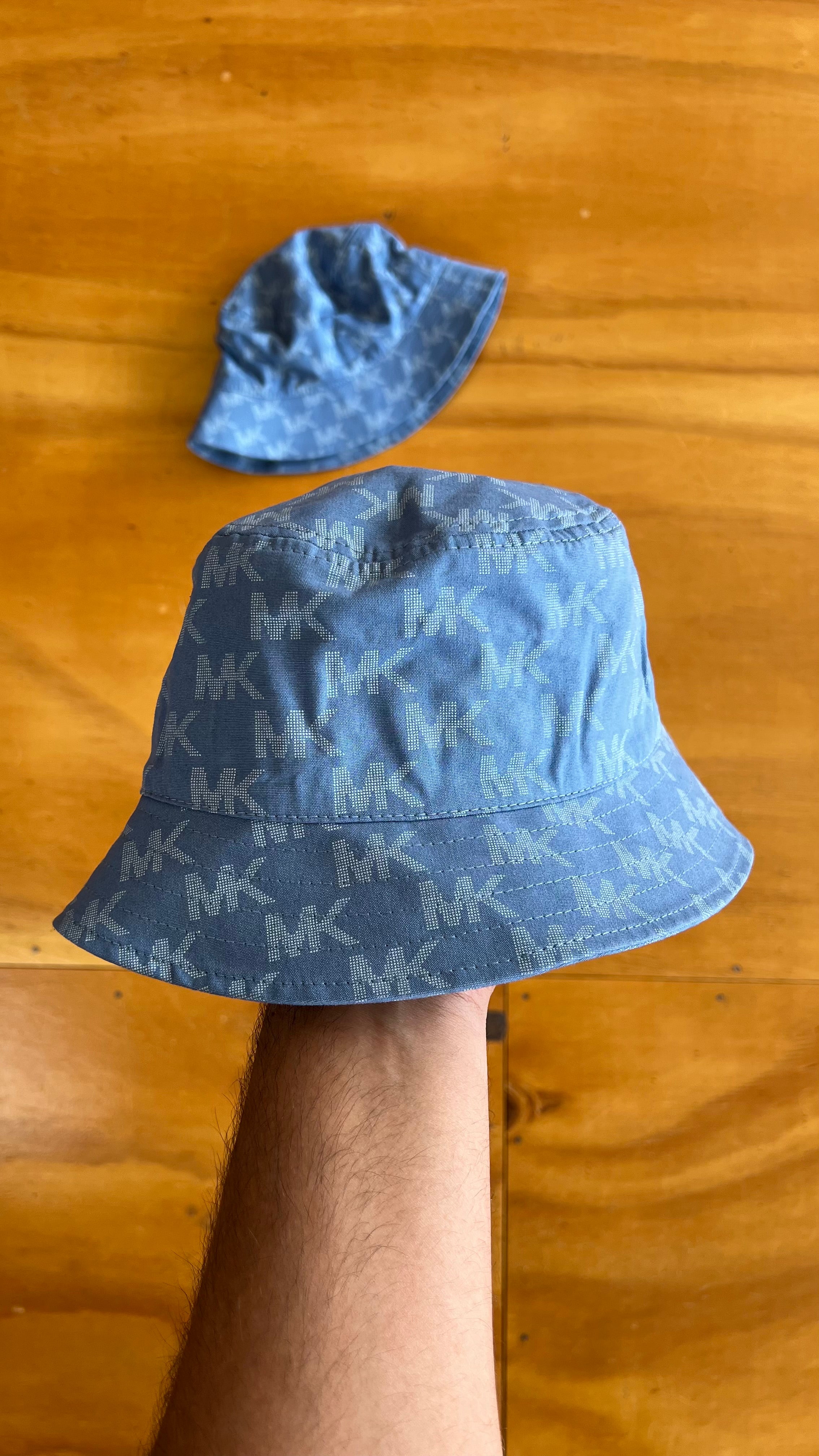 Bucket Hat Michael Kors Monograma