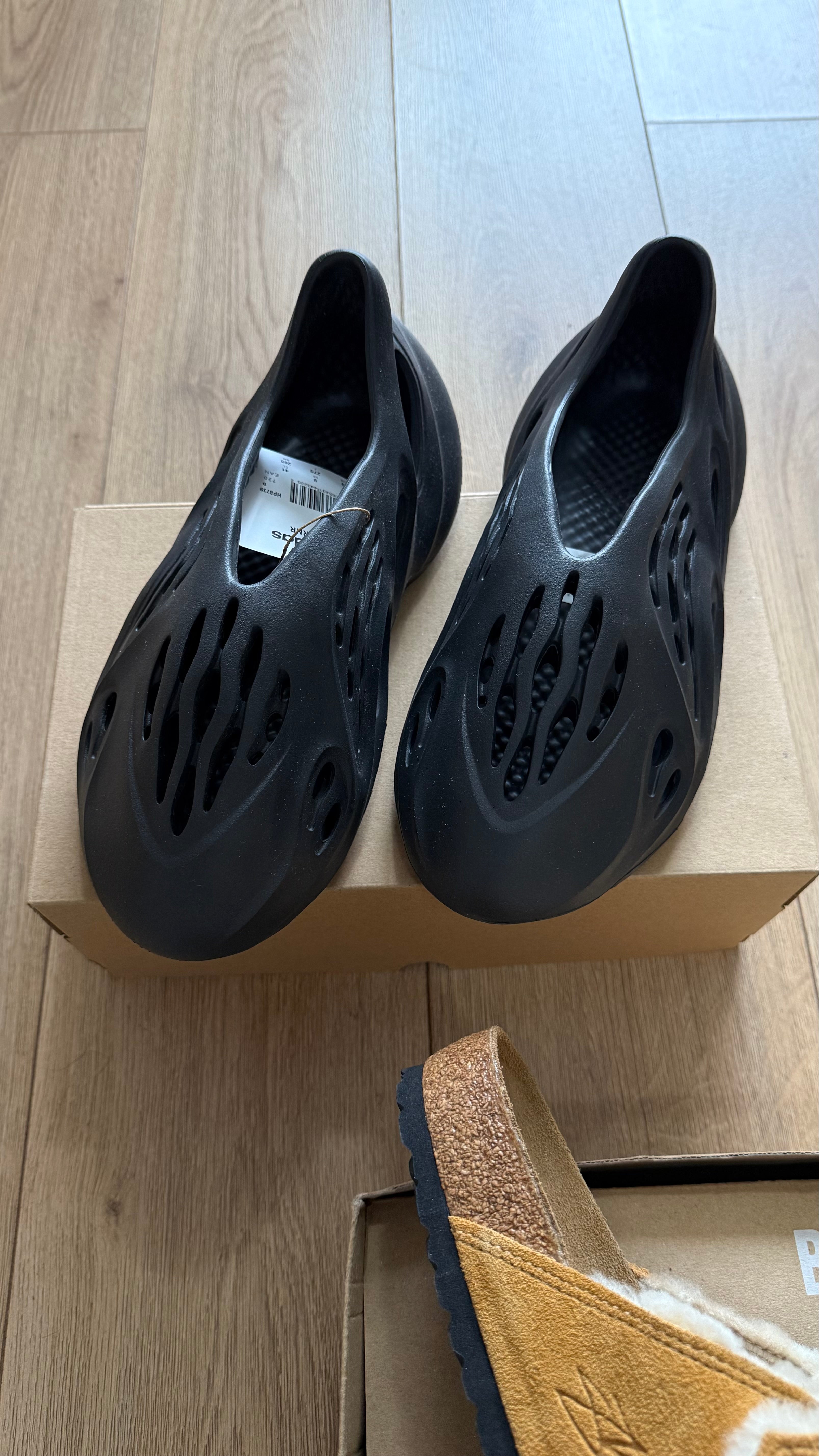 Yeezy Foam Runner Onyx (con caja)