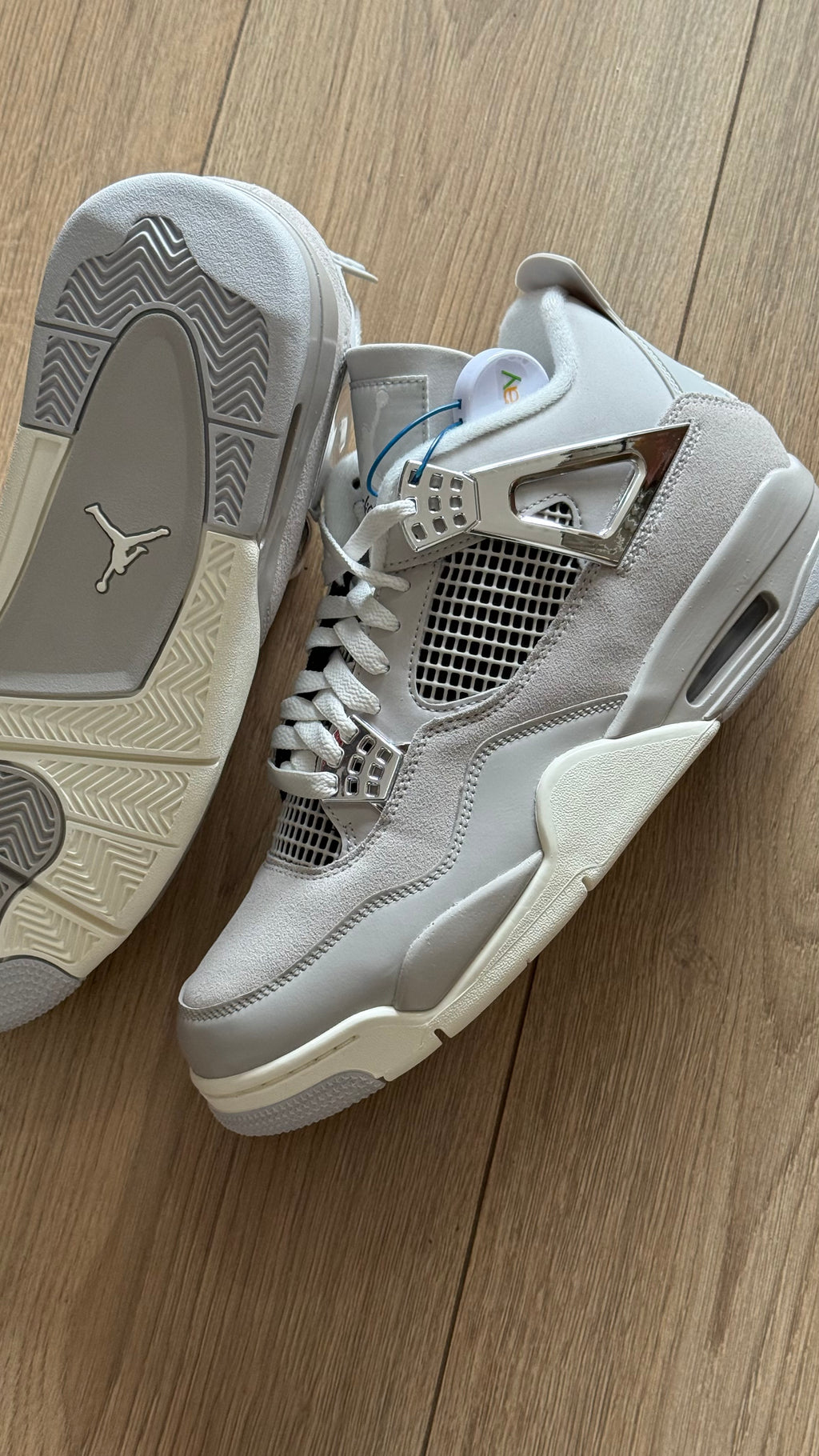 Air Jordan 4 Retro Frozen Moments WMNS (No Box)