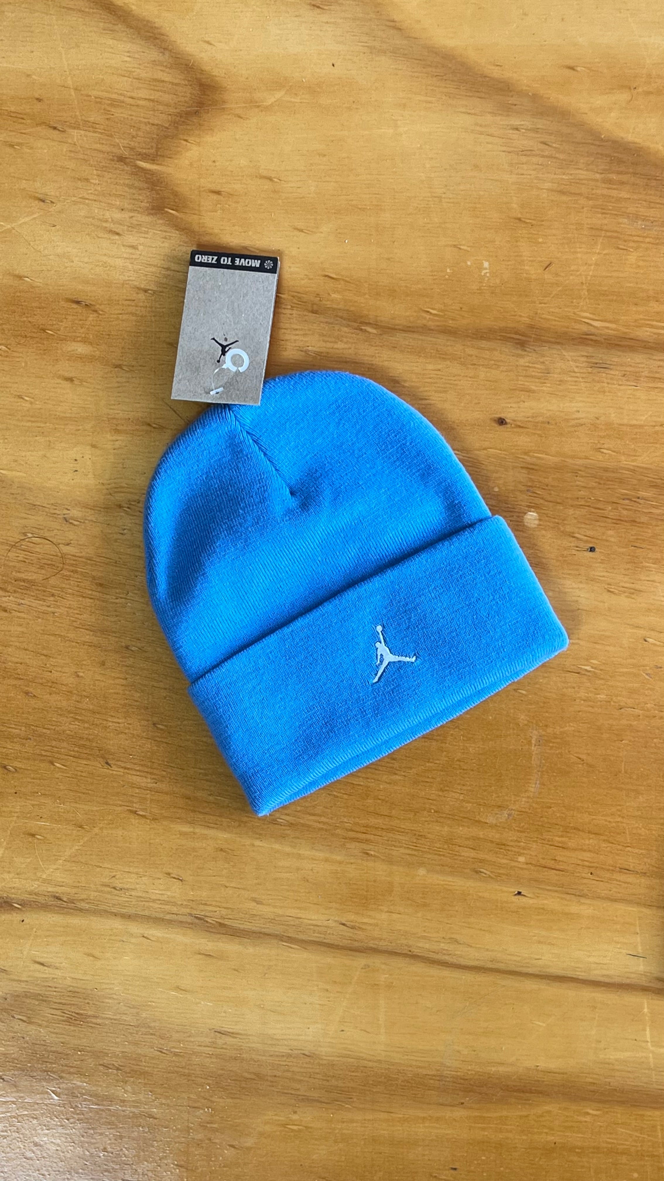 Beanie hat Jordan Move To Zero