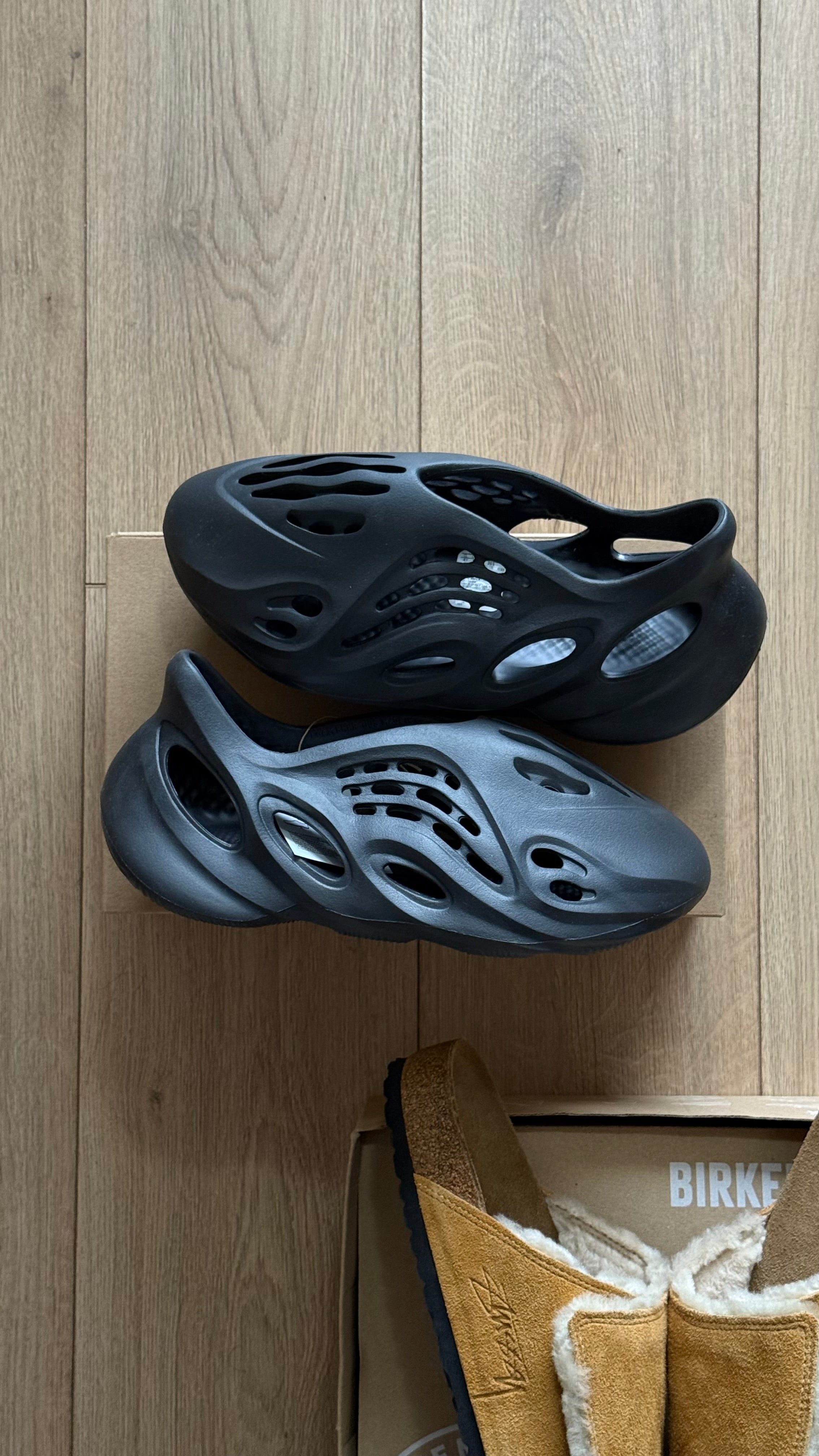 Yeezy Foam Runner Onyx (con caja)