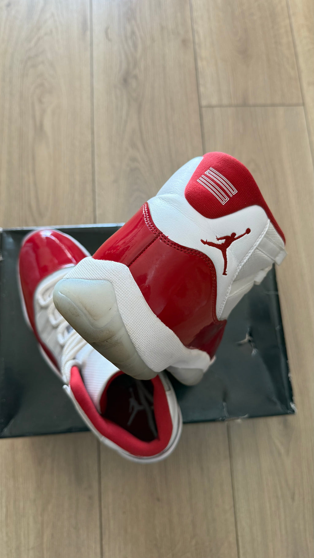 Jordan Retro 11 Cherry 2022 (Used 9/10)