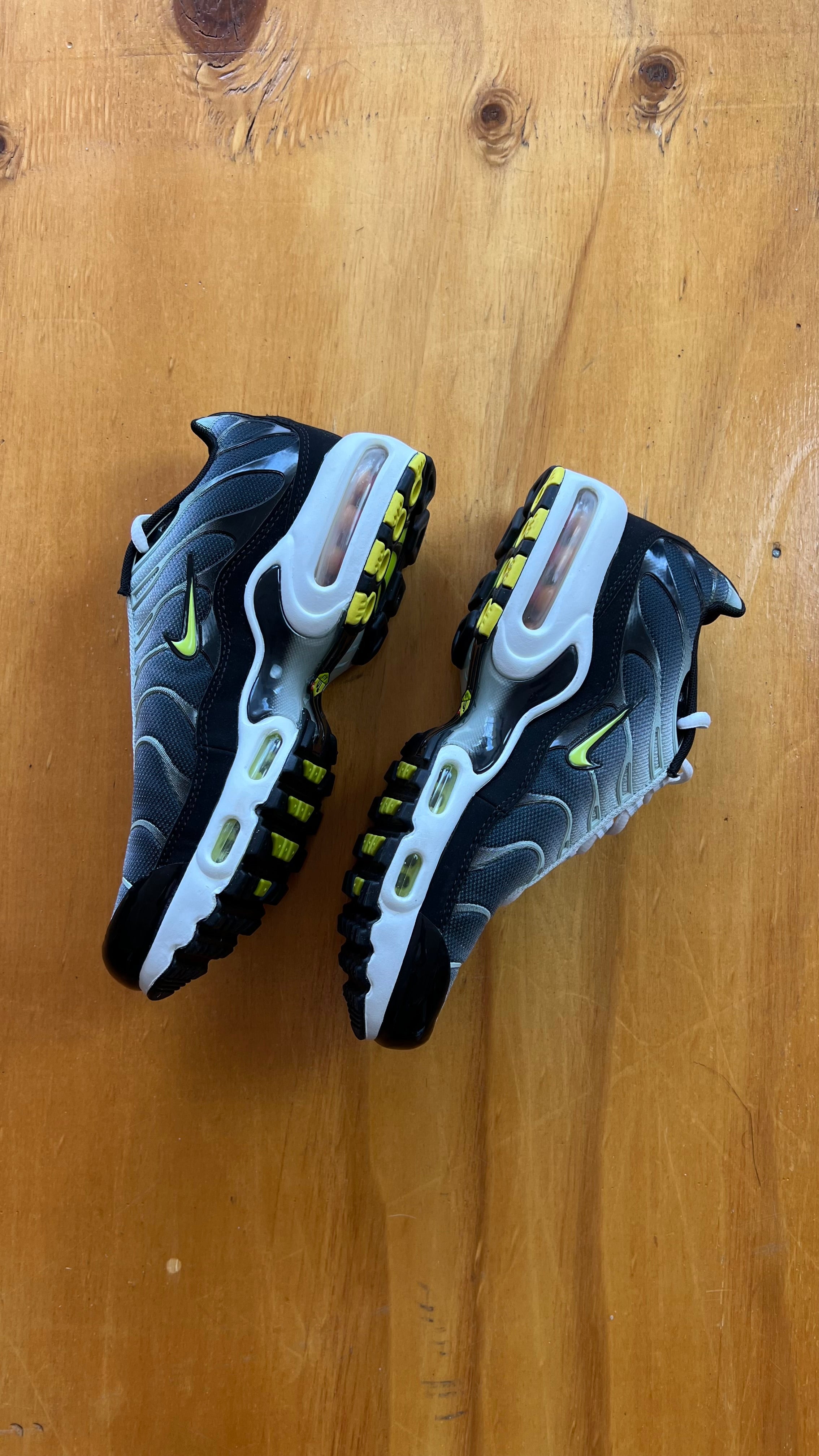 Nike TN GS Black Bright Cactus