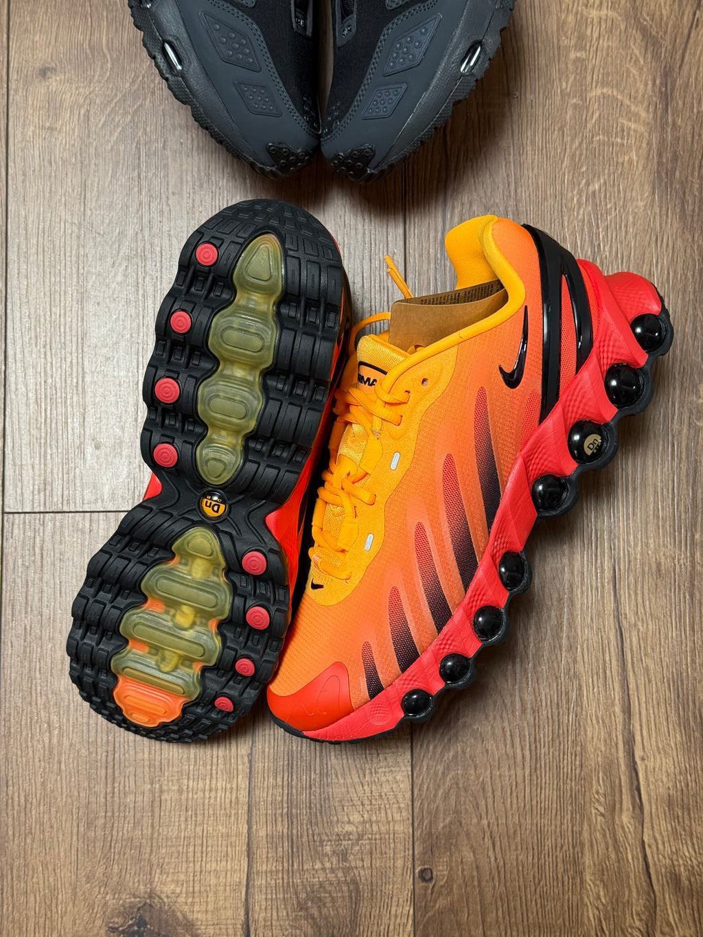 Nike Air Max Dn8 Orange