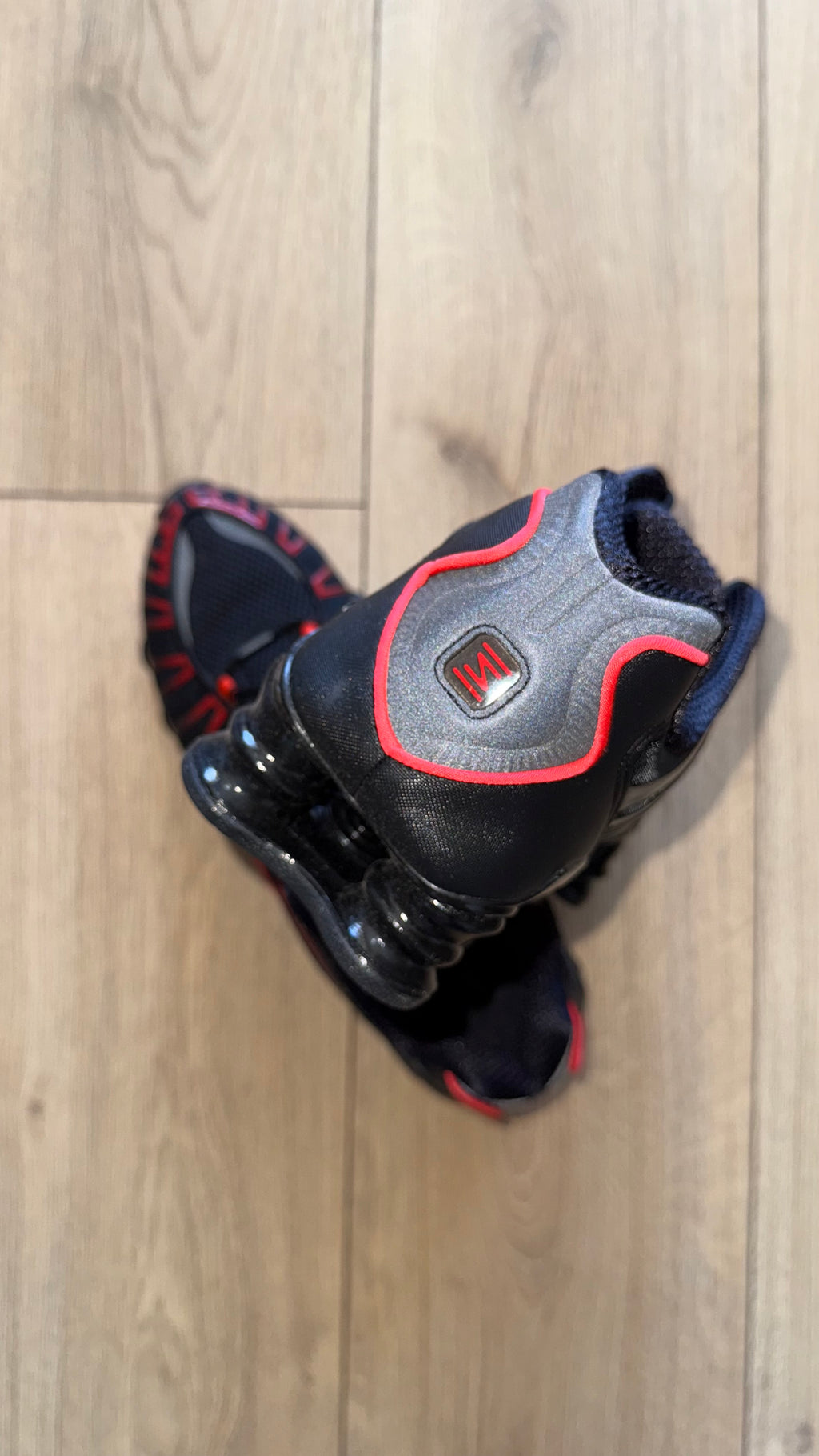 Nike Shox TL Black Light Crimson (No Box)