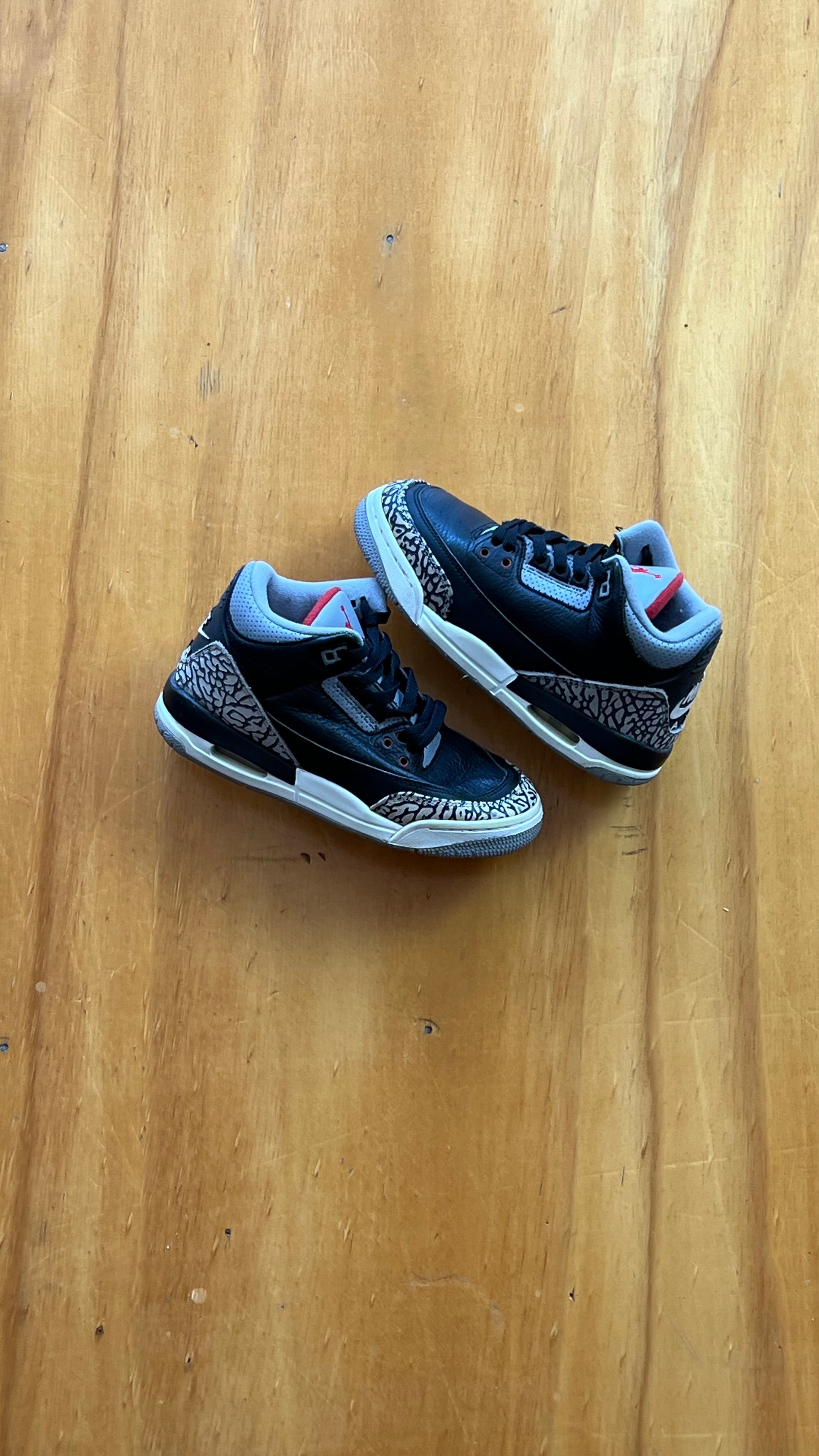 Air Jordan 3 Retro Black Cement Youth