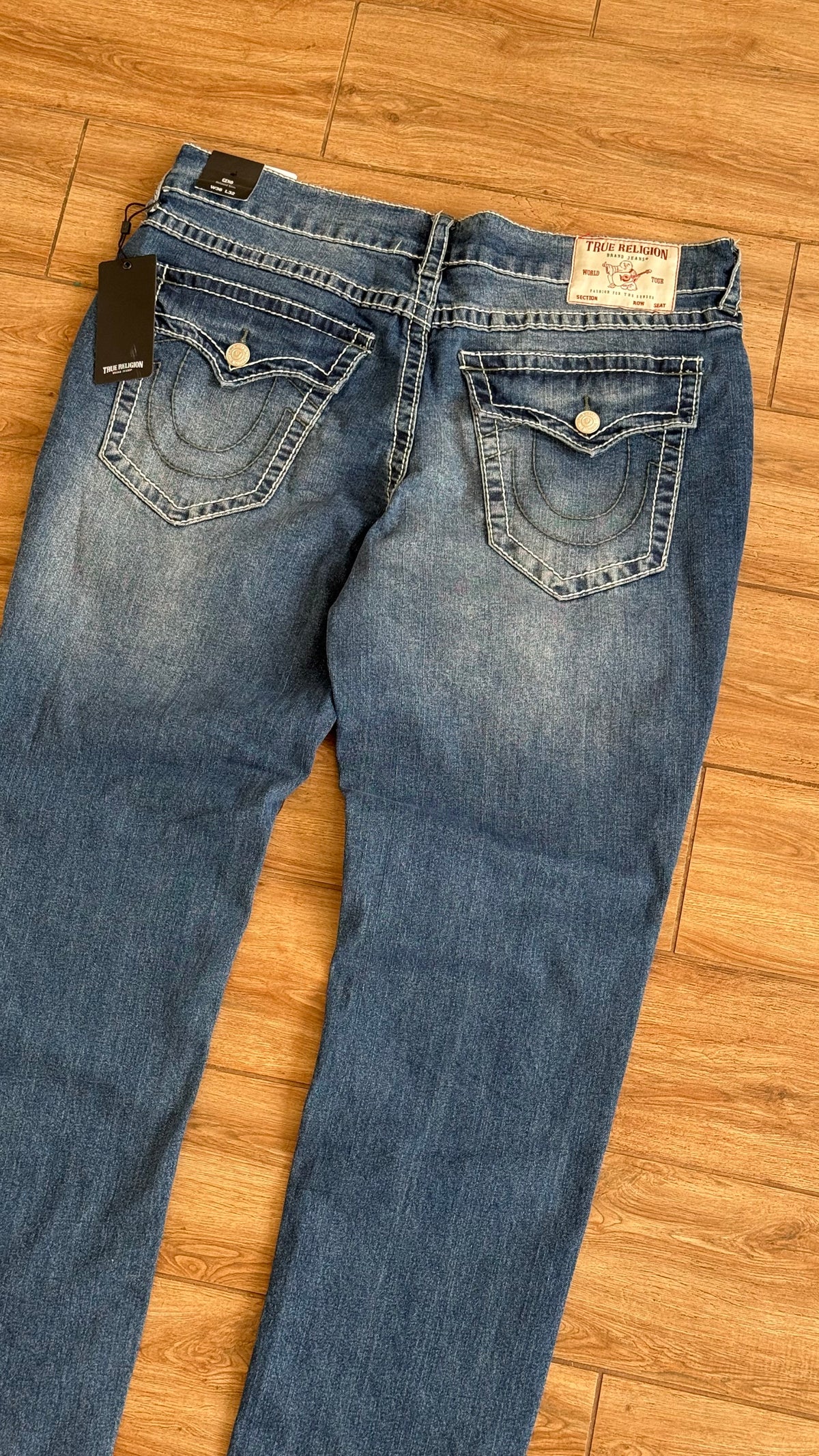 True Religion Geno Relaxed Slim Fit 36 US