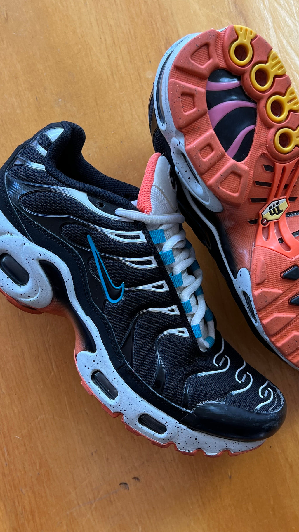 Nike TN GS (Usada 8/10) Cian Coral