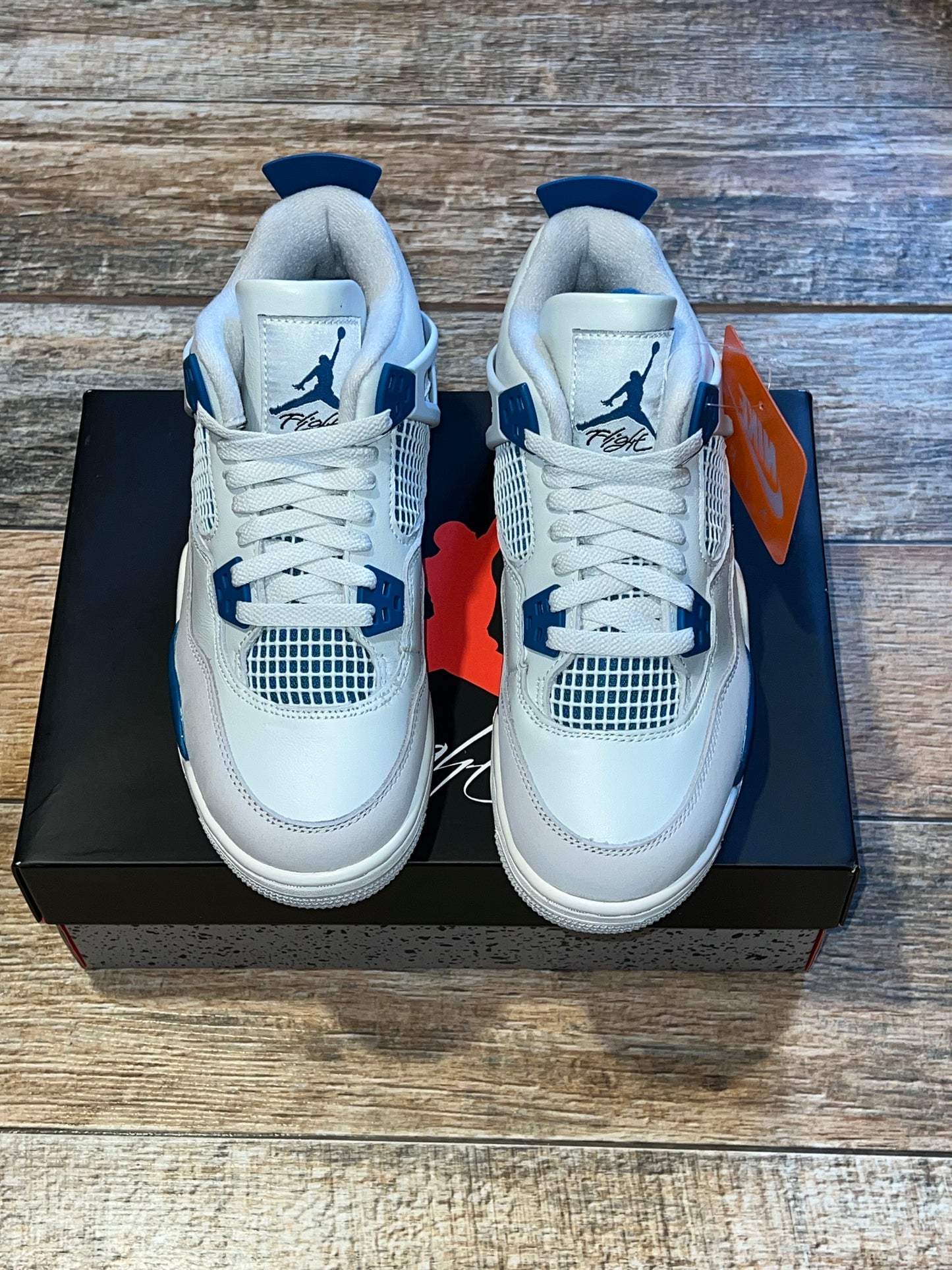 Jordan Retro 4 Military Blue