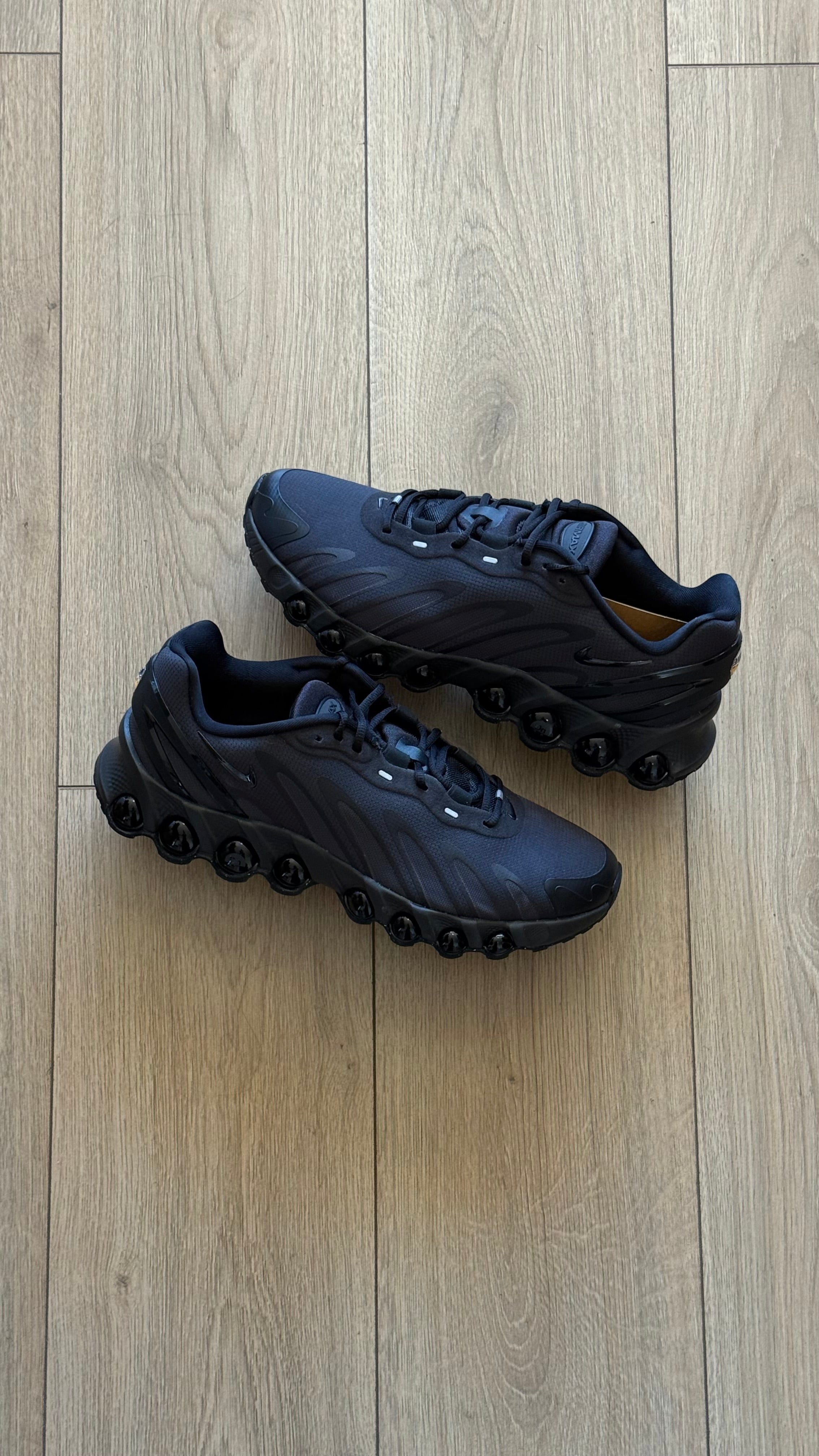 Nike Air Max Dn8 Black GS (No Box)