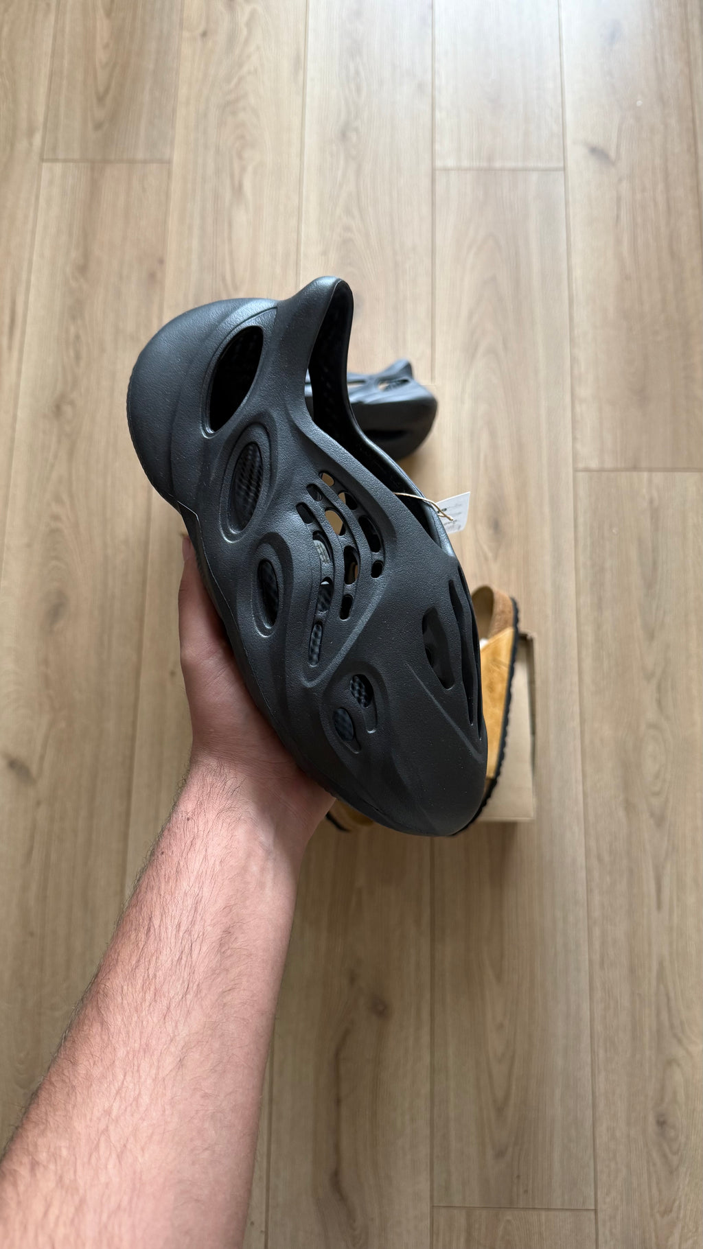 Yeezy Foam Runner Onyx (con caja)