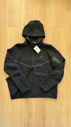 Nike Tech Fleece Black Full-Zip Tracksuit