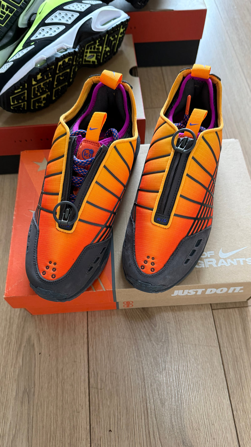 Nike Air Max Sndr x Kids Of Inmigrants Orange (con caja)