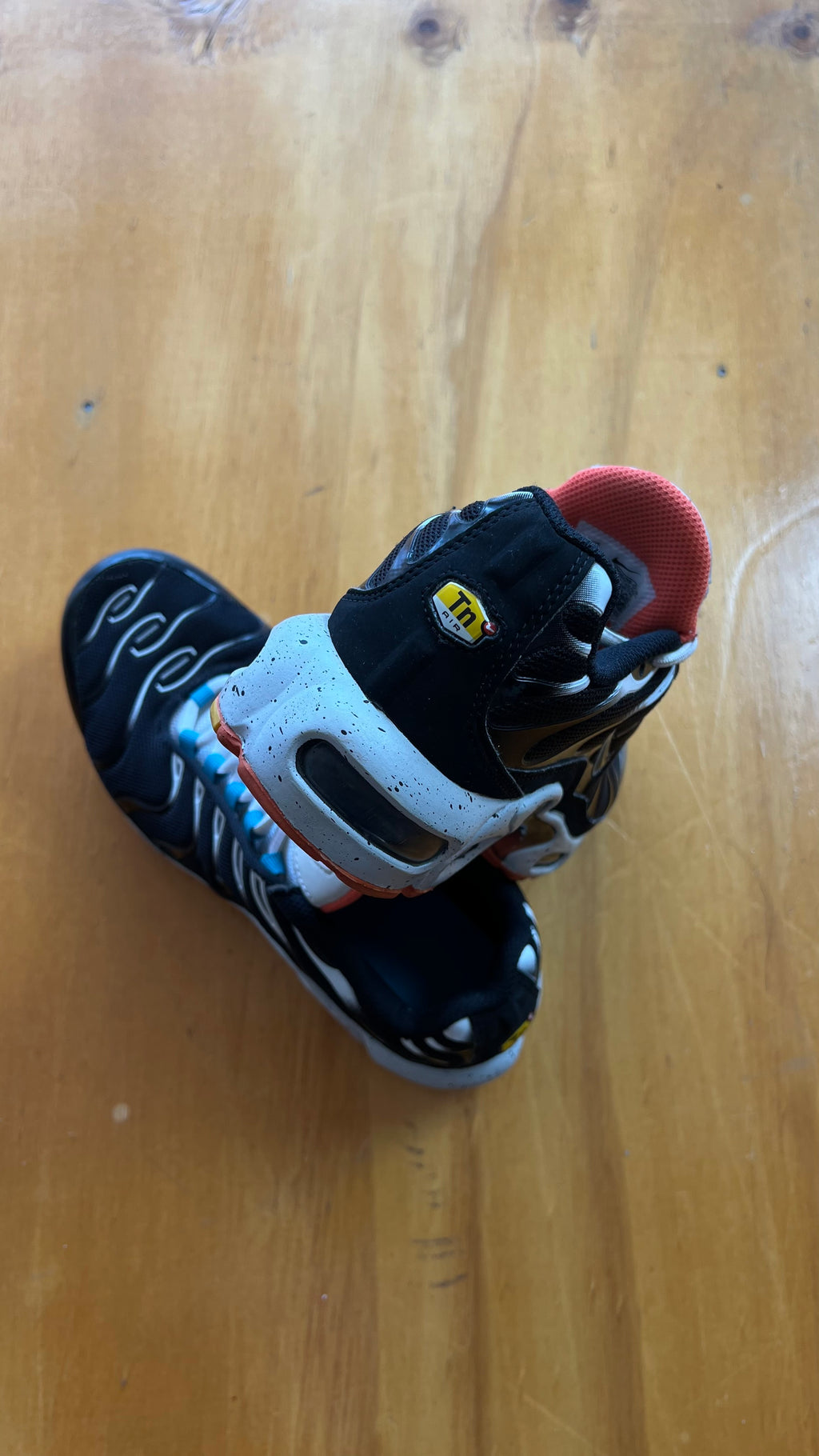 Nike TN GS (Usada 8/10) Cian Coral