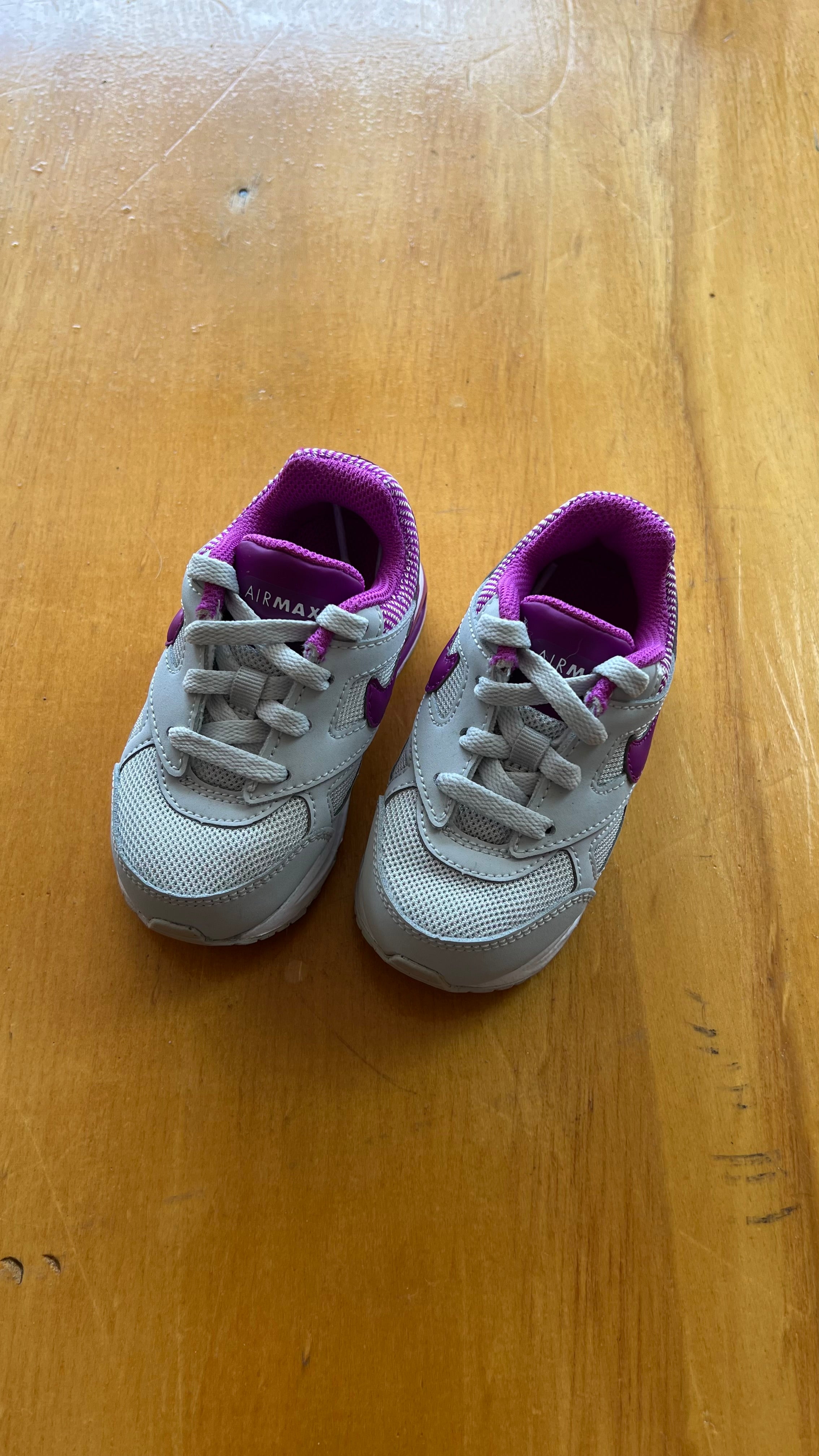Nike Air Max IVO Purple White Niño