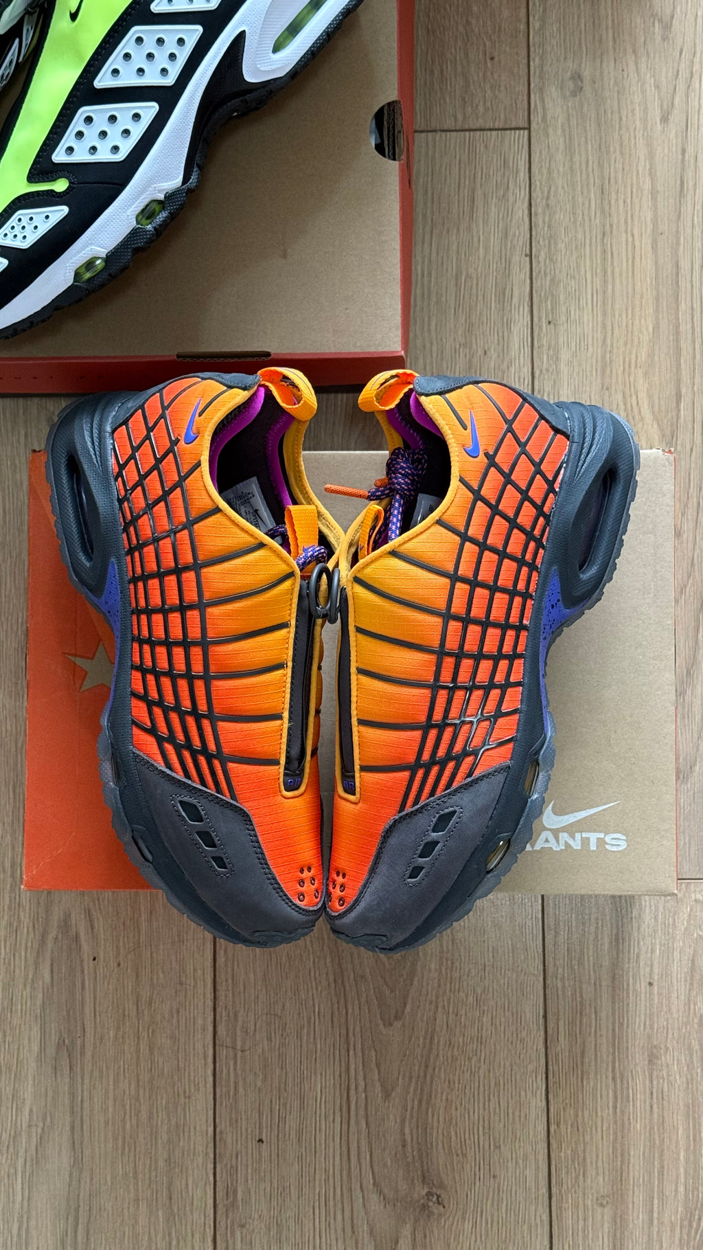 Nike Air Max Sndr x Kids Of Inmigrants Orange (con caja)