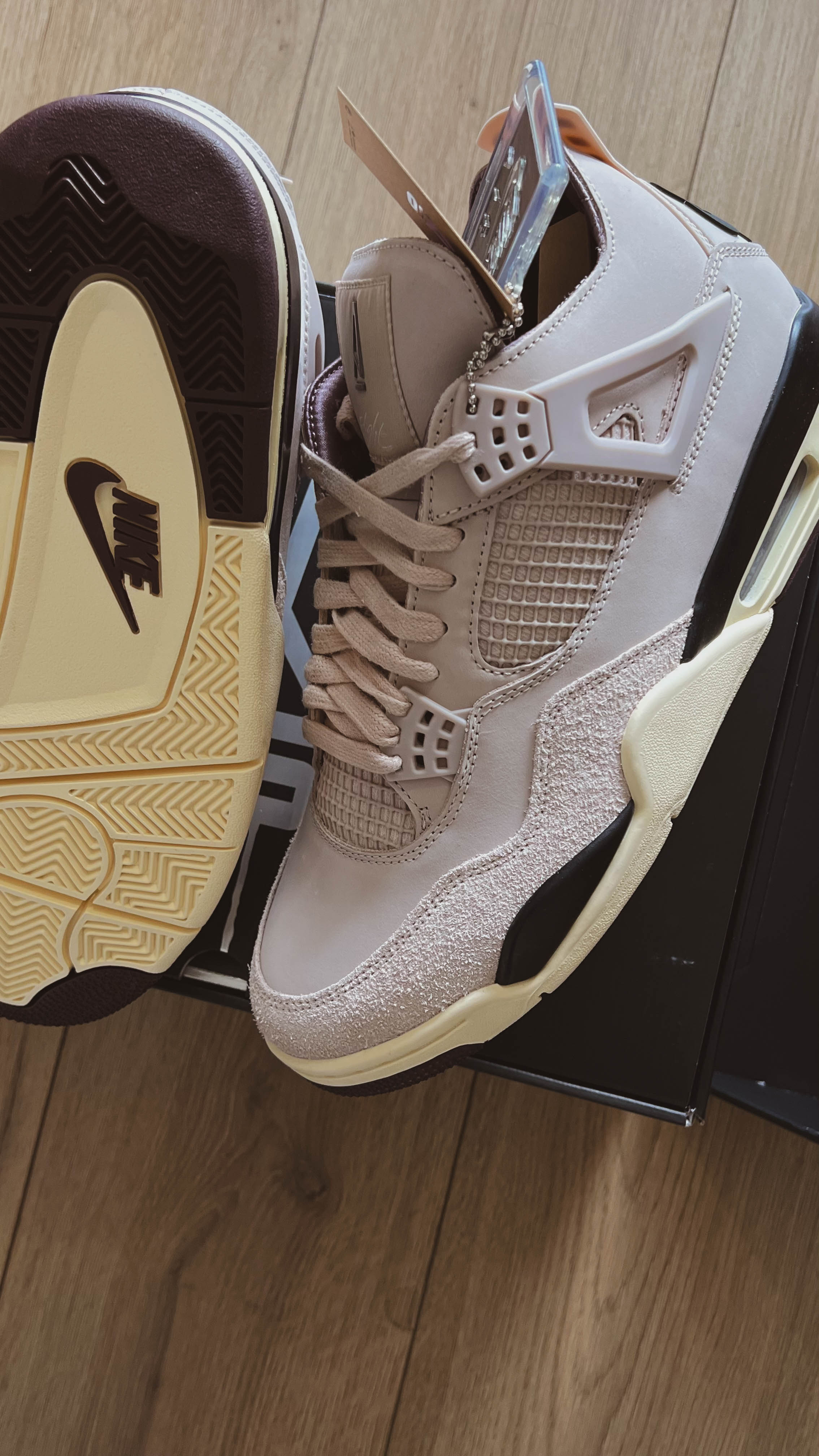 Nike Jordan retro 4 x A Ma Maniere while you were sleeping (women’s) (con caja)