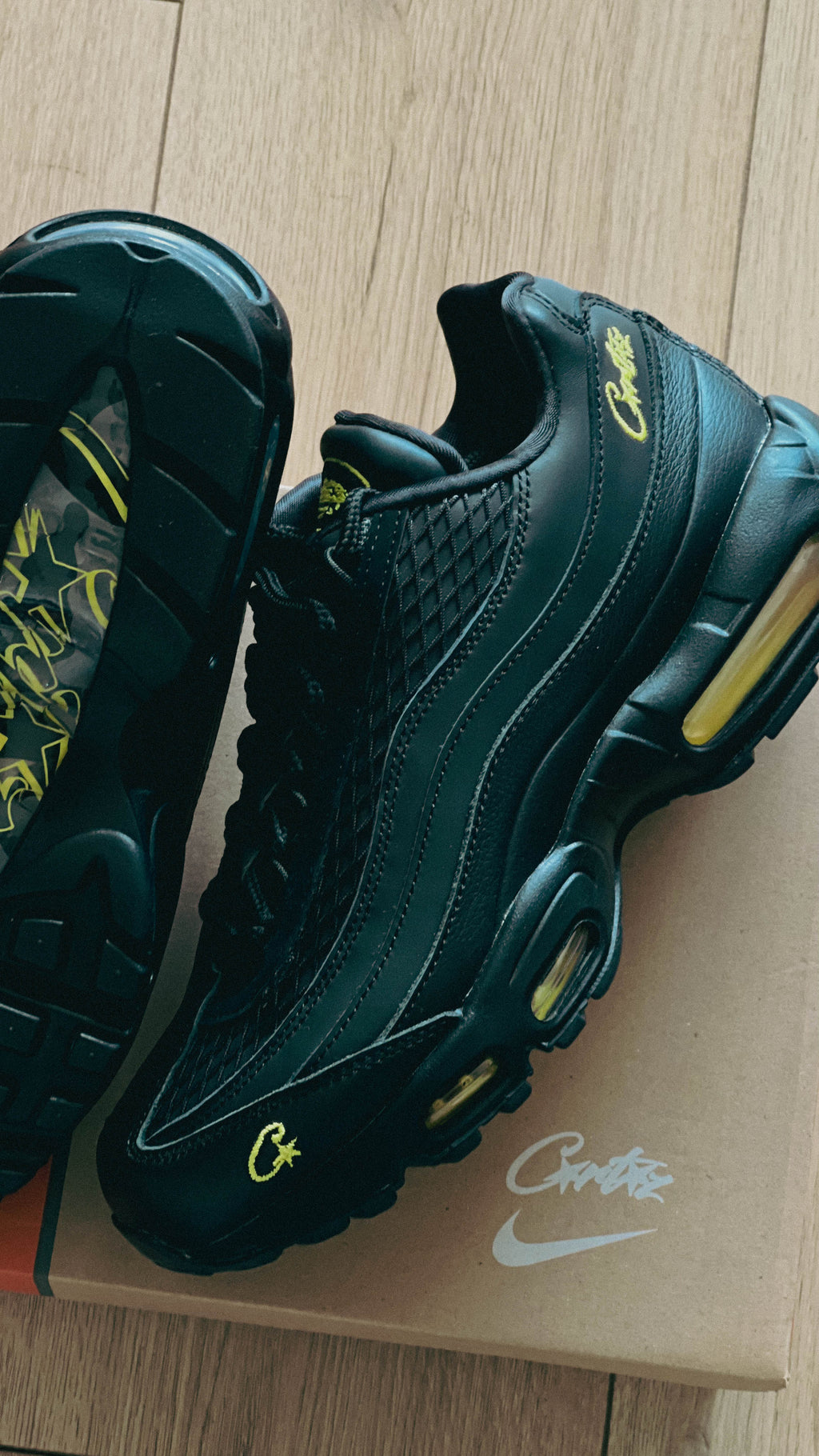 Nike Air Max 95 x Corteiz tour yellow (con caja)