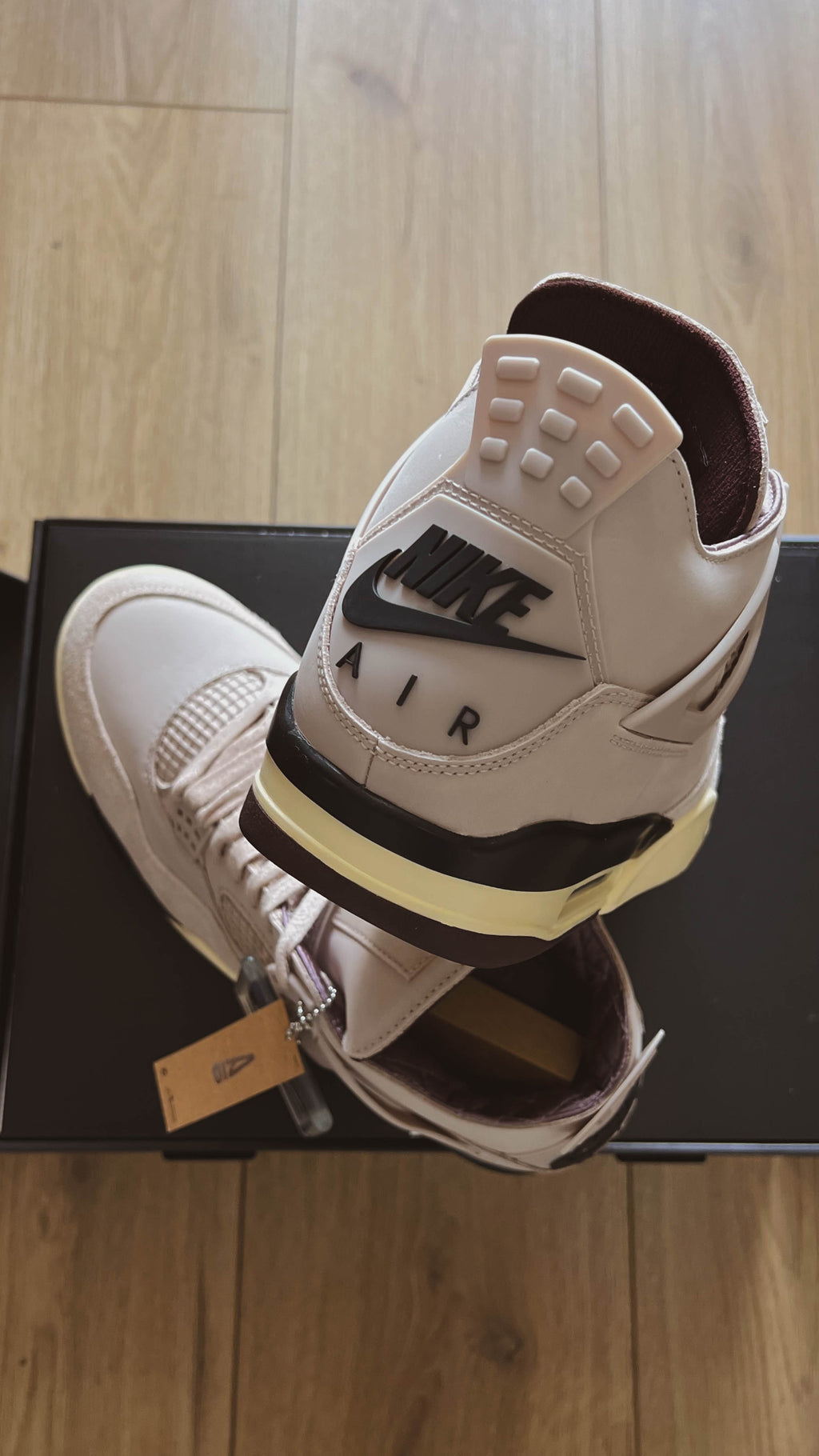 Nike Jordan retro 4 x A Ma Maniere while you were sleeping (women’s) (con caja)