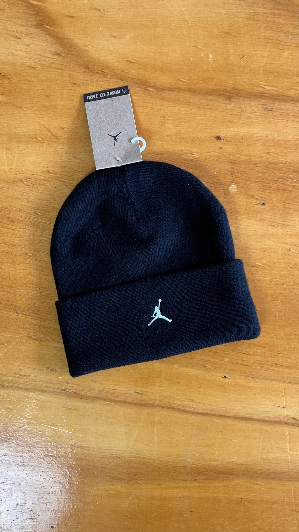 Beanie hat Jordan Move To Zero