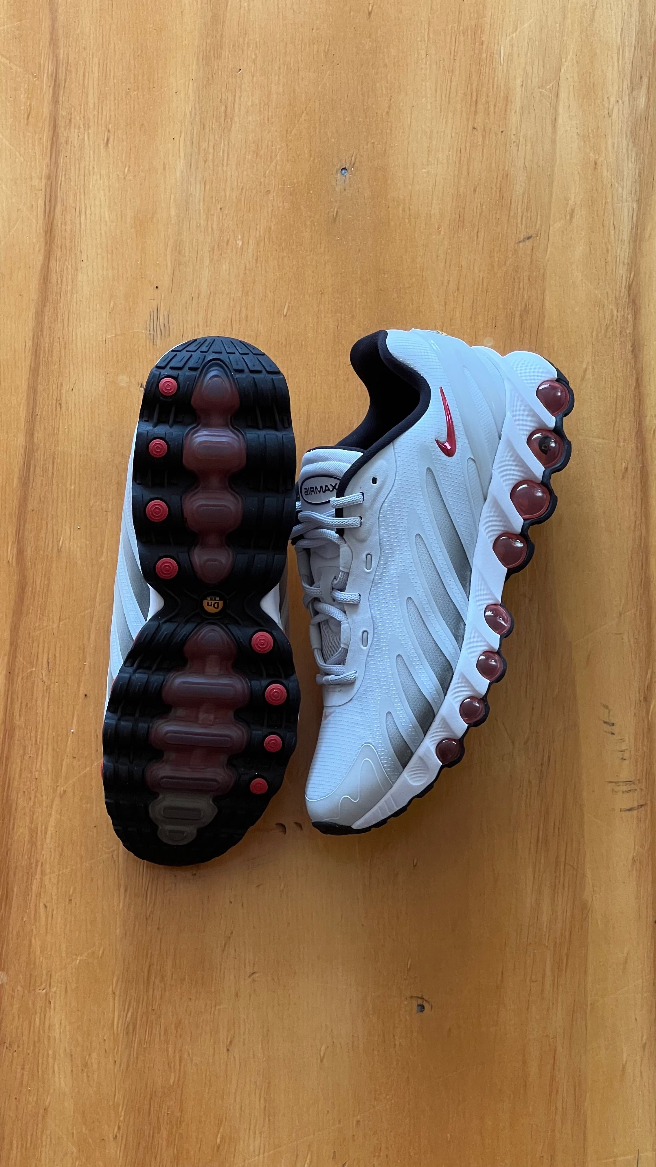Nike Air Max DN 8 White/Red