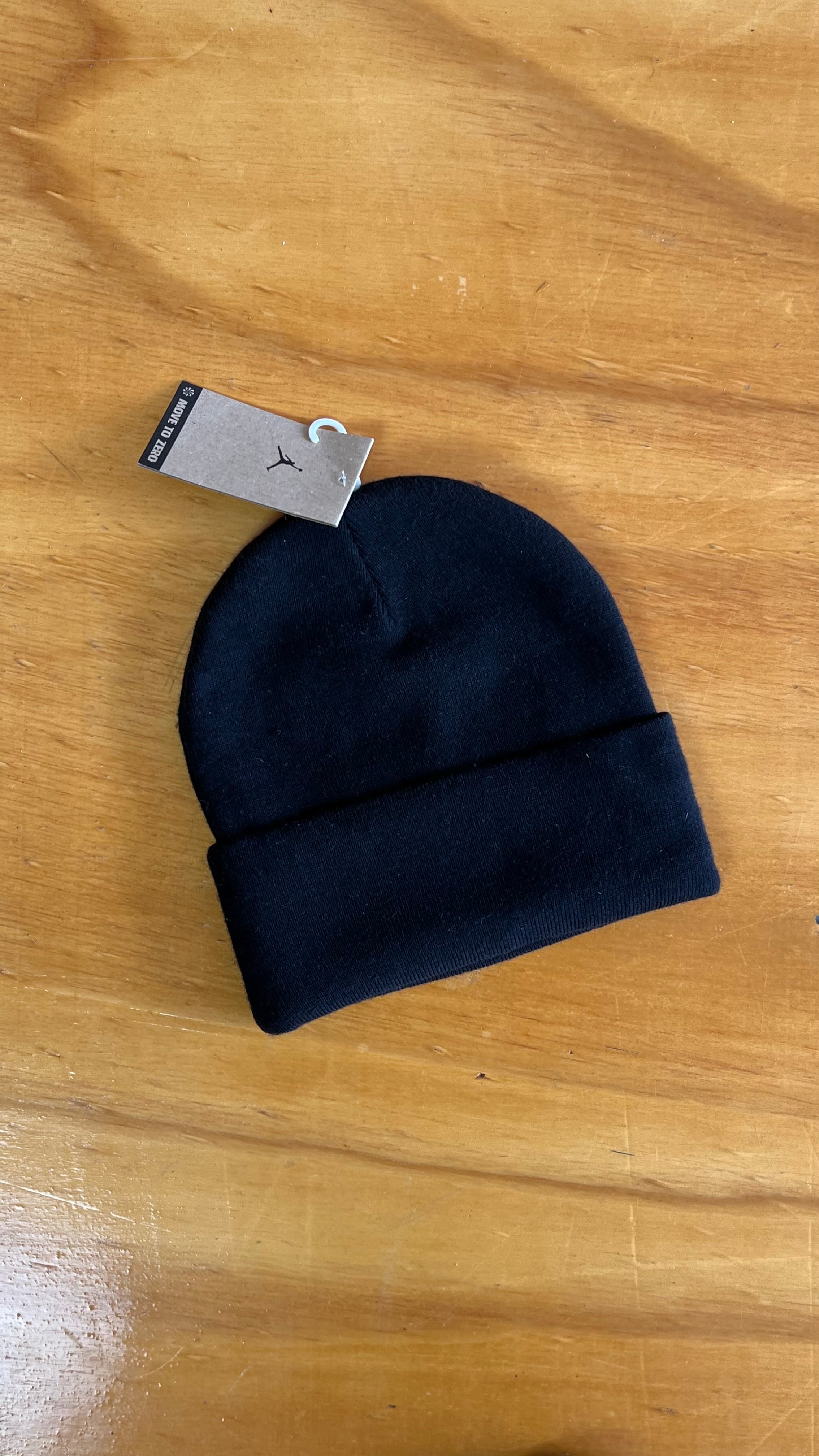 Beanie hat Jordan Move To Zero