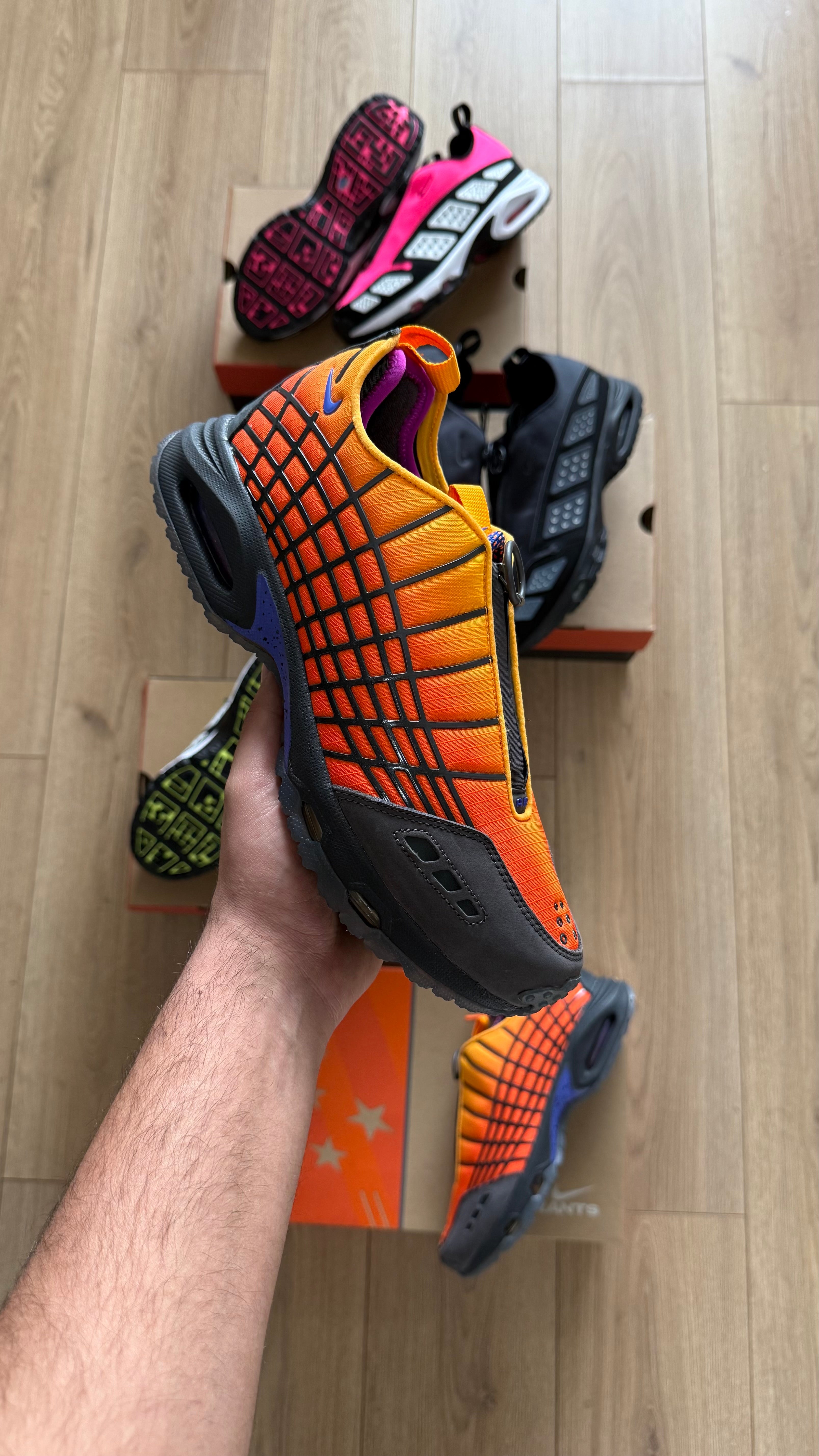 Nike Air Max Sndr x Kids Of Inmigrants Orange (con caja)