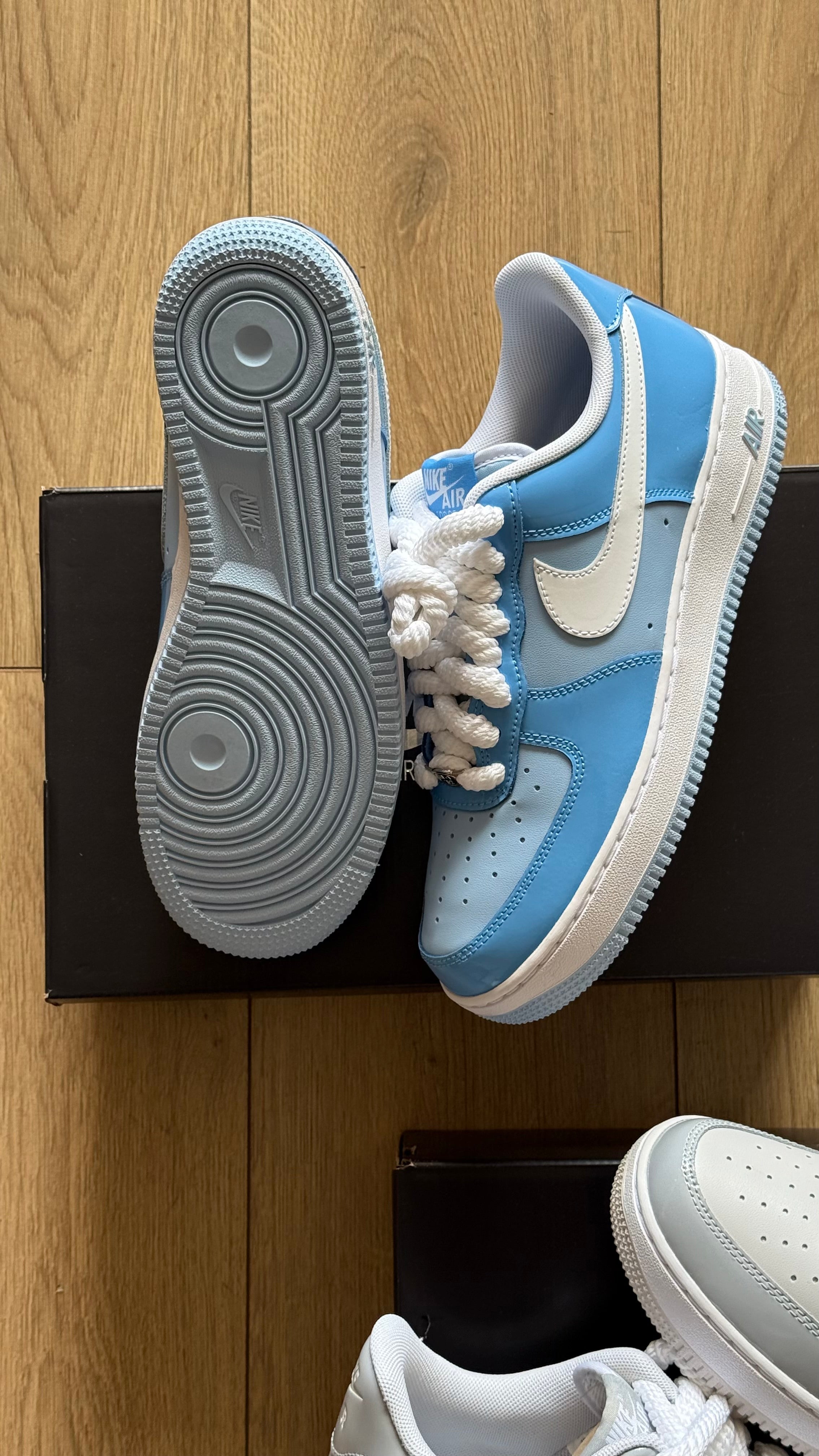Nike Air Force 1 Psychic Blue