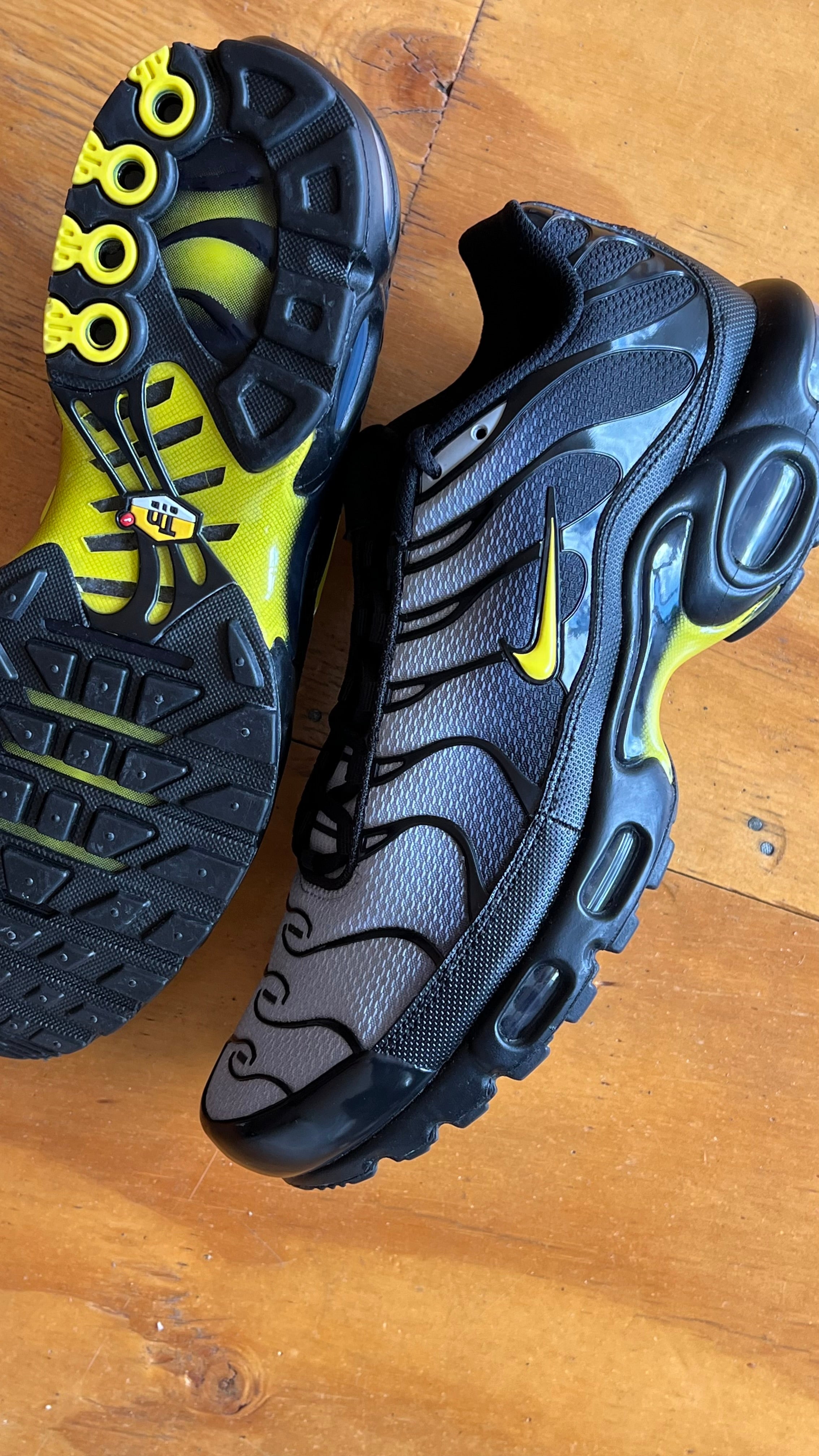 Nike Air Max plus TN black opti yellow