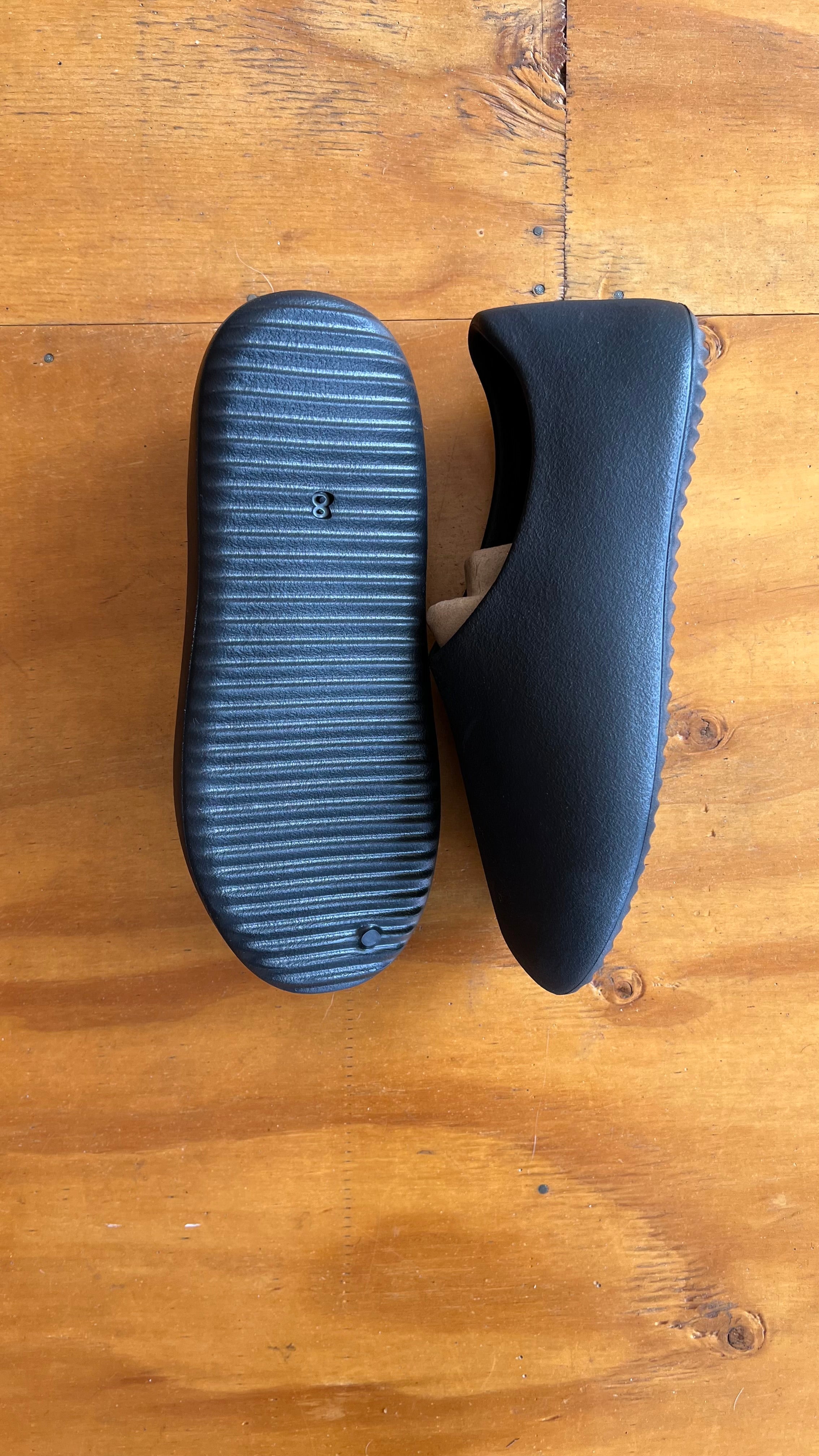 Yeezy SL -1