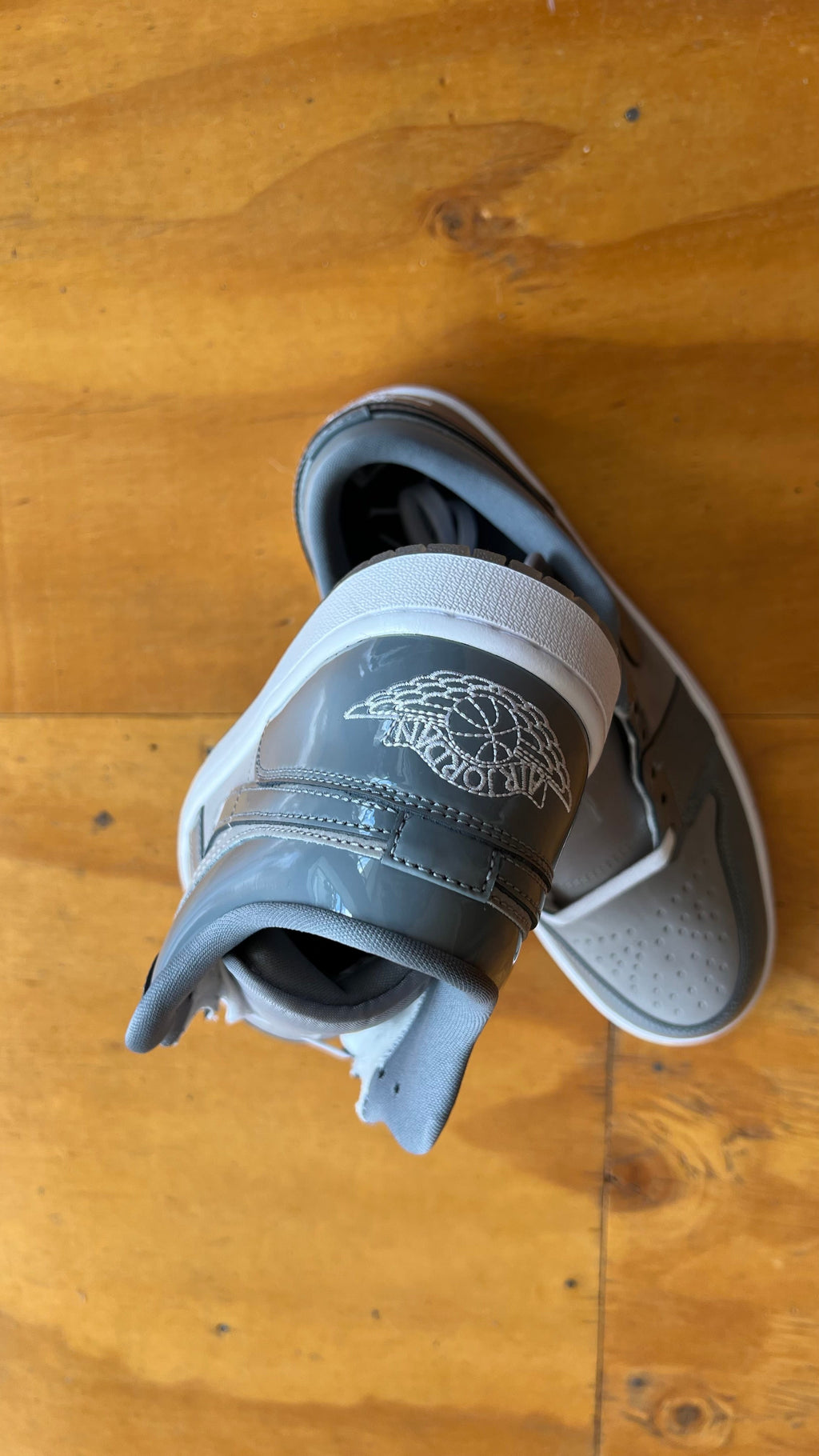 Air Jordan 1 low cool gray