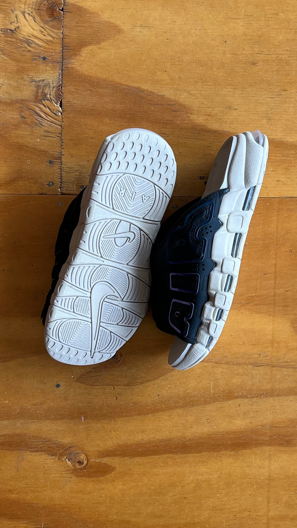 Nike Air more uptempo slide sanddrift