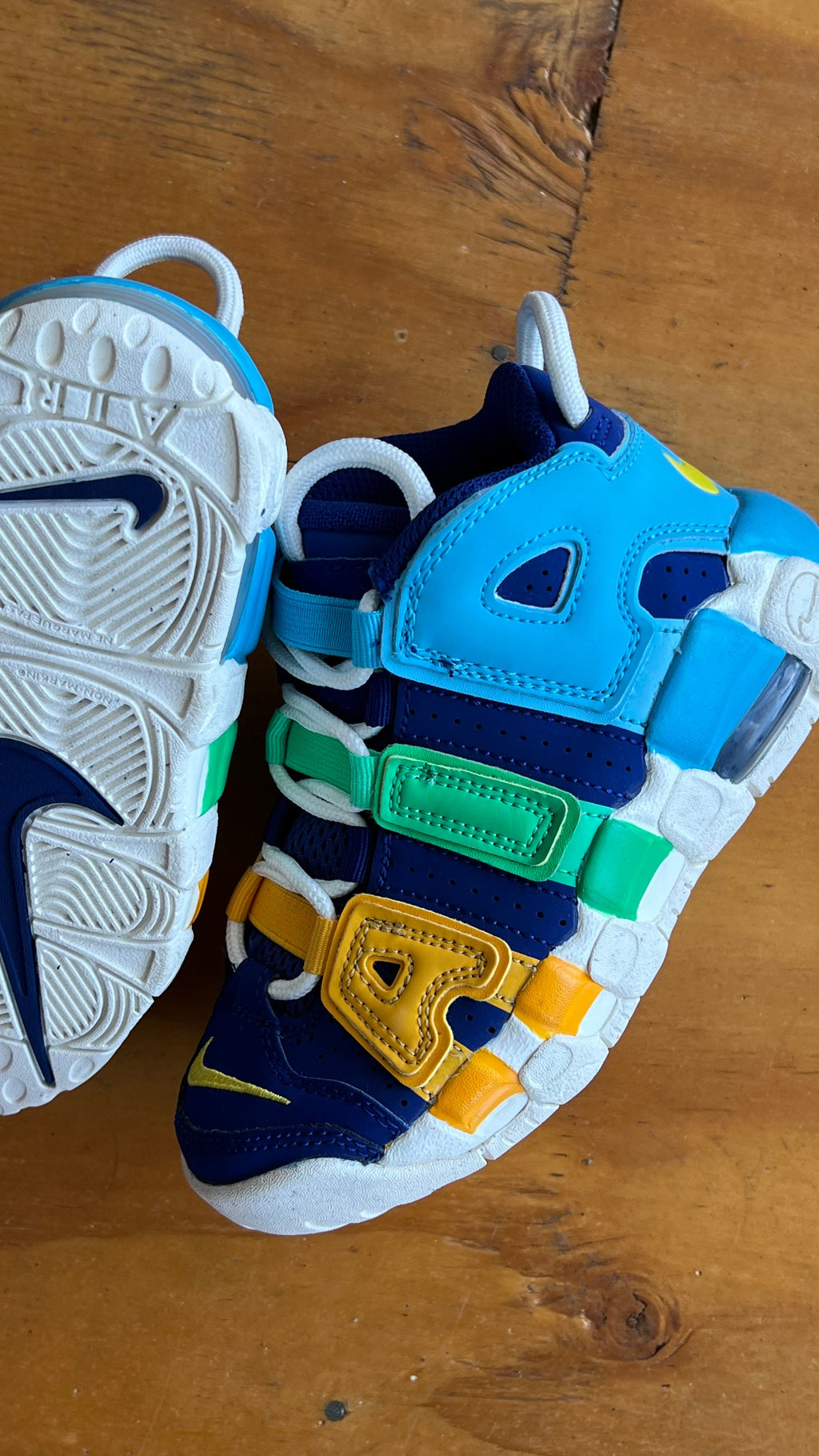 Air Max More UP tempo deep royal niño