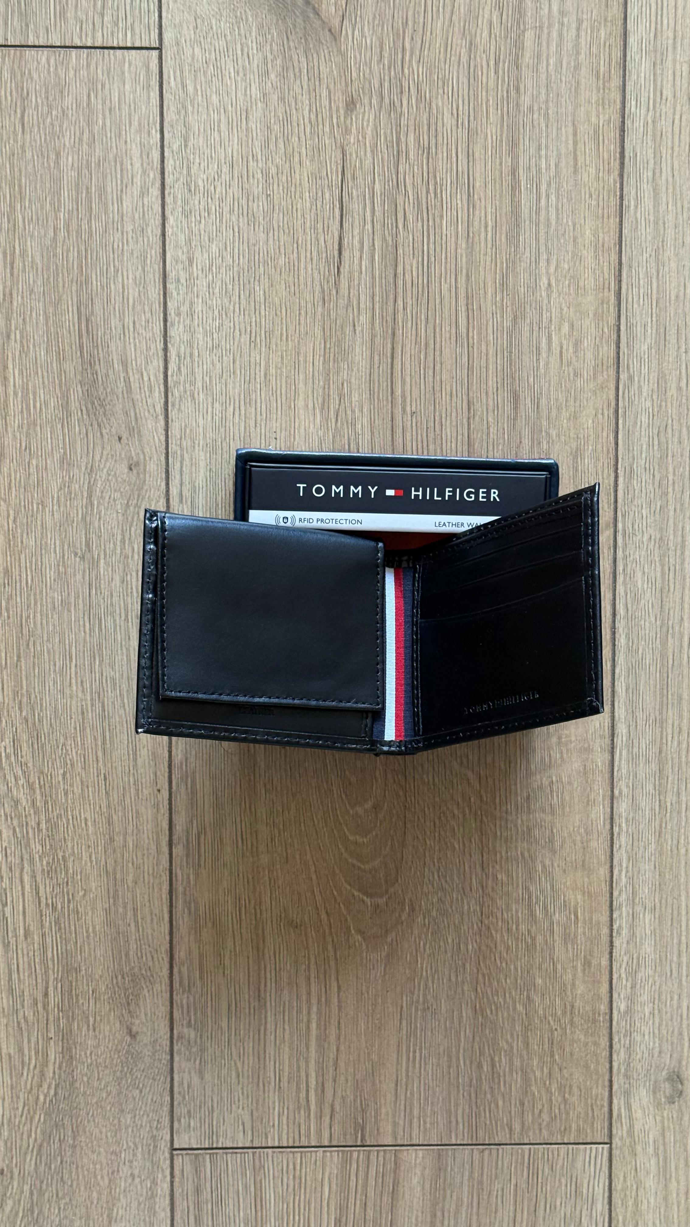 Billetera Tommy Hilfiger