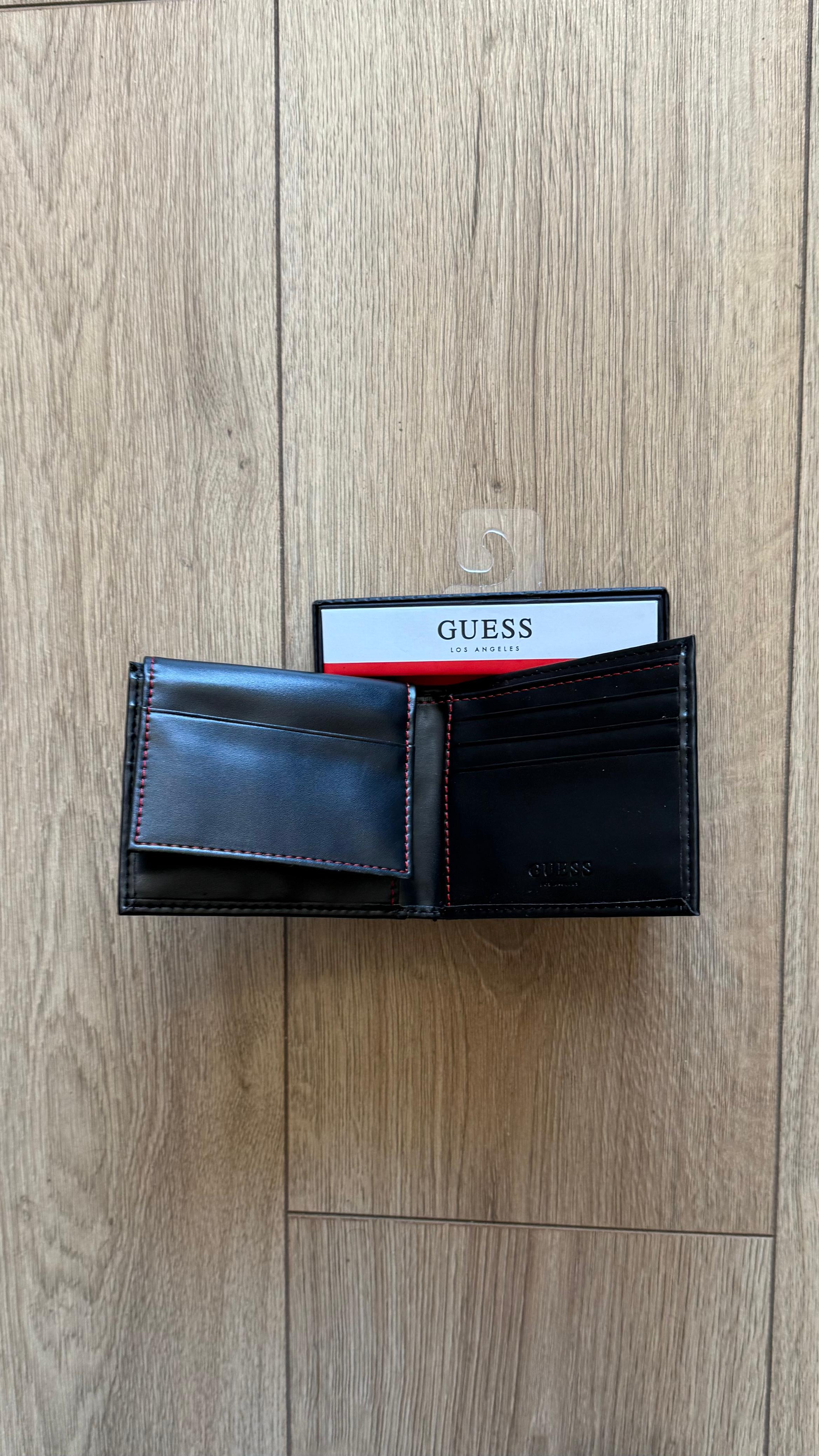 Billetera Guess