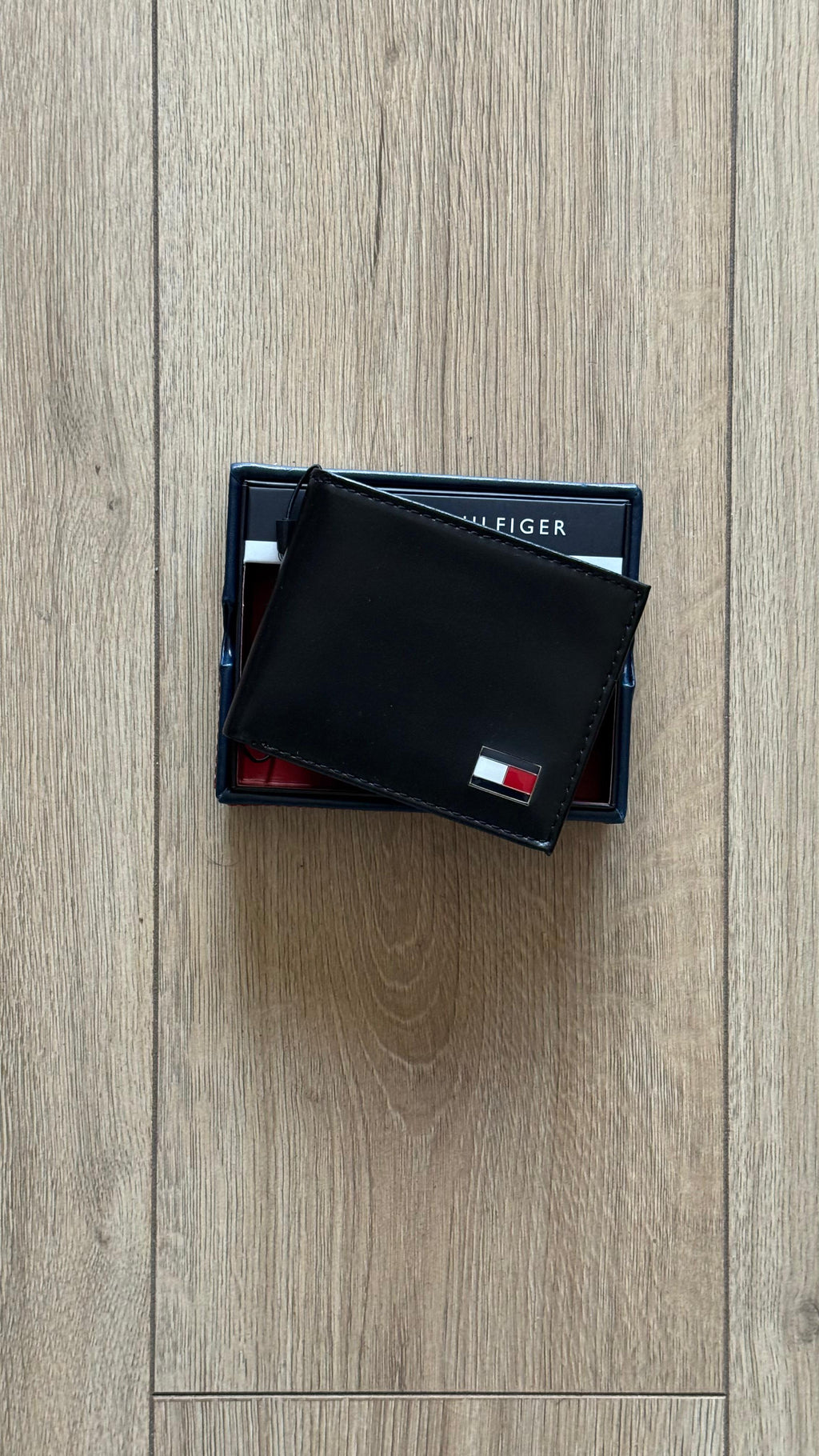 Billetera Tommy Hilfiger
