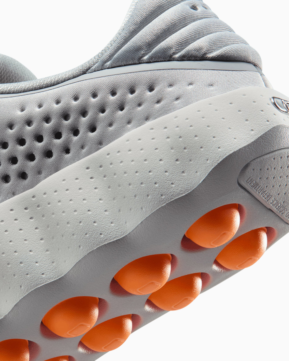 W Nike Mind 002 (Lt Smoke Grey/Chrome)